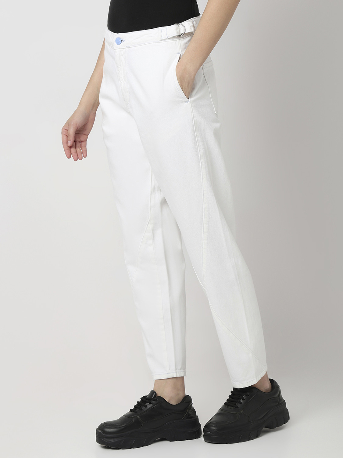 Image of Spykar Relaxed Fit Women White Jeans