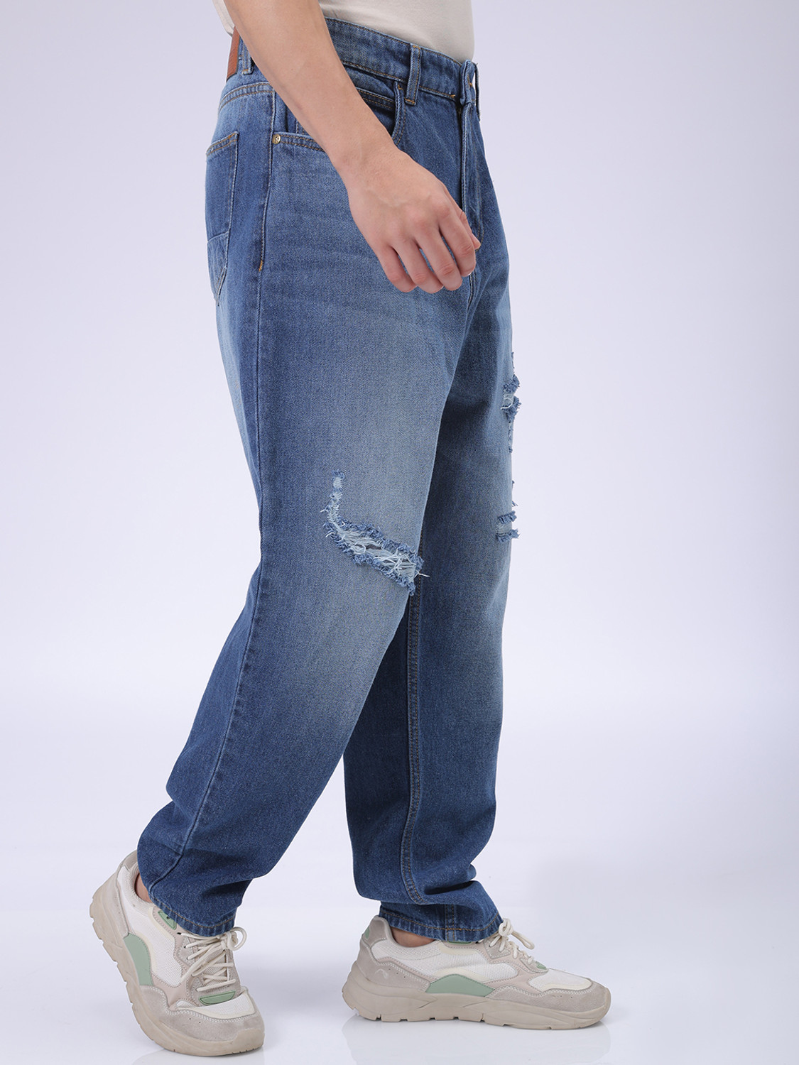 Image of The Indian Garage Co. Loose Fit Men Blue Jeans