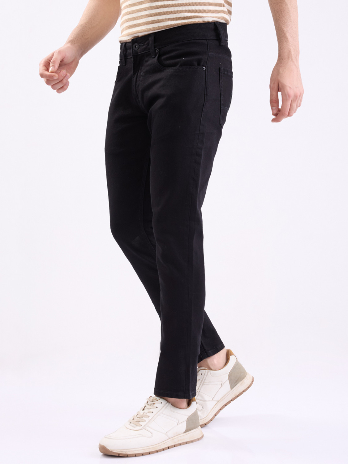 Image of Spykar Men Slim Low Rise Black Jeans