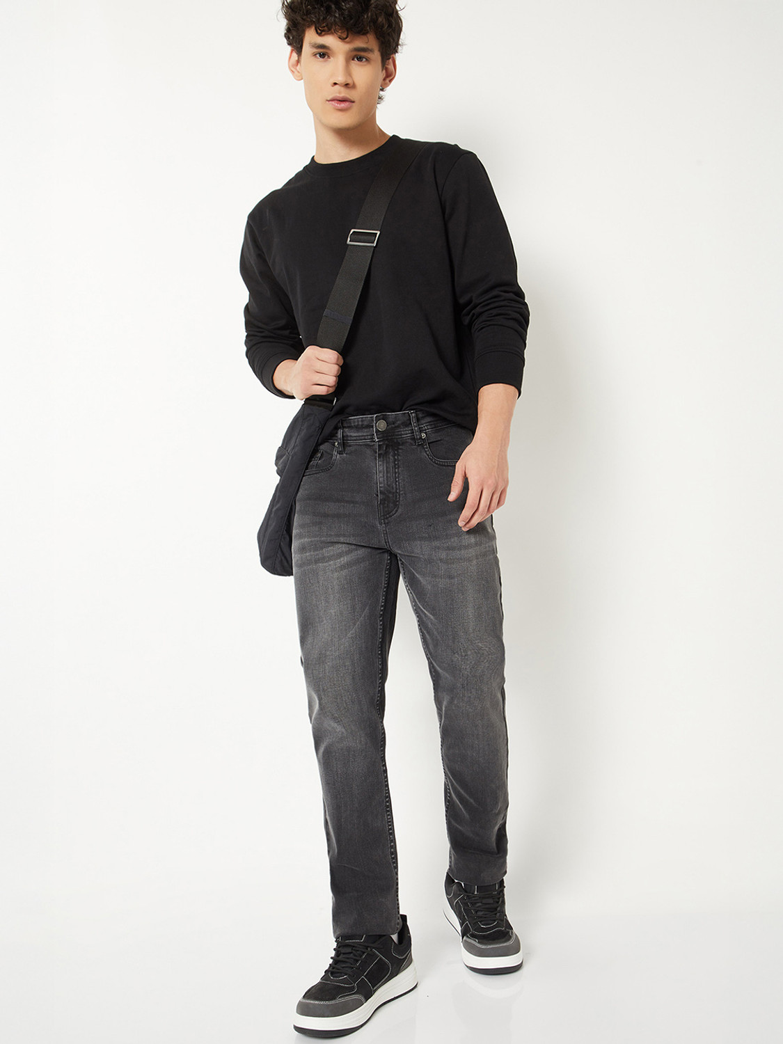 Image of MAX Regular Men Black Jeans