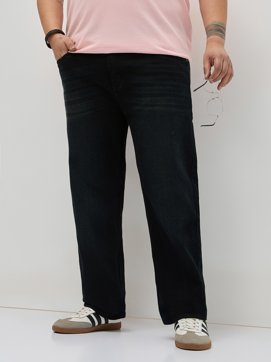 Image of Urbano Plus Regular Men Black Jeans