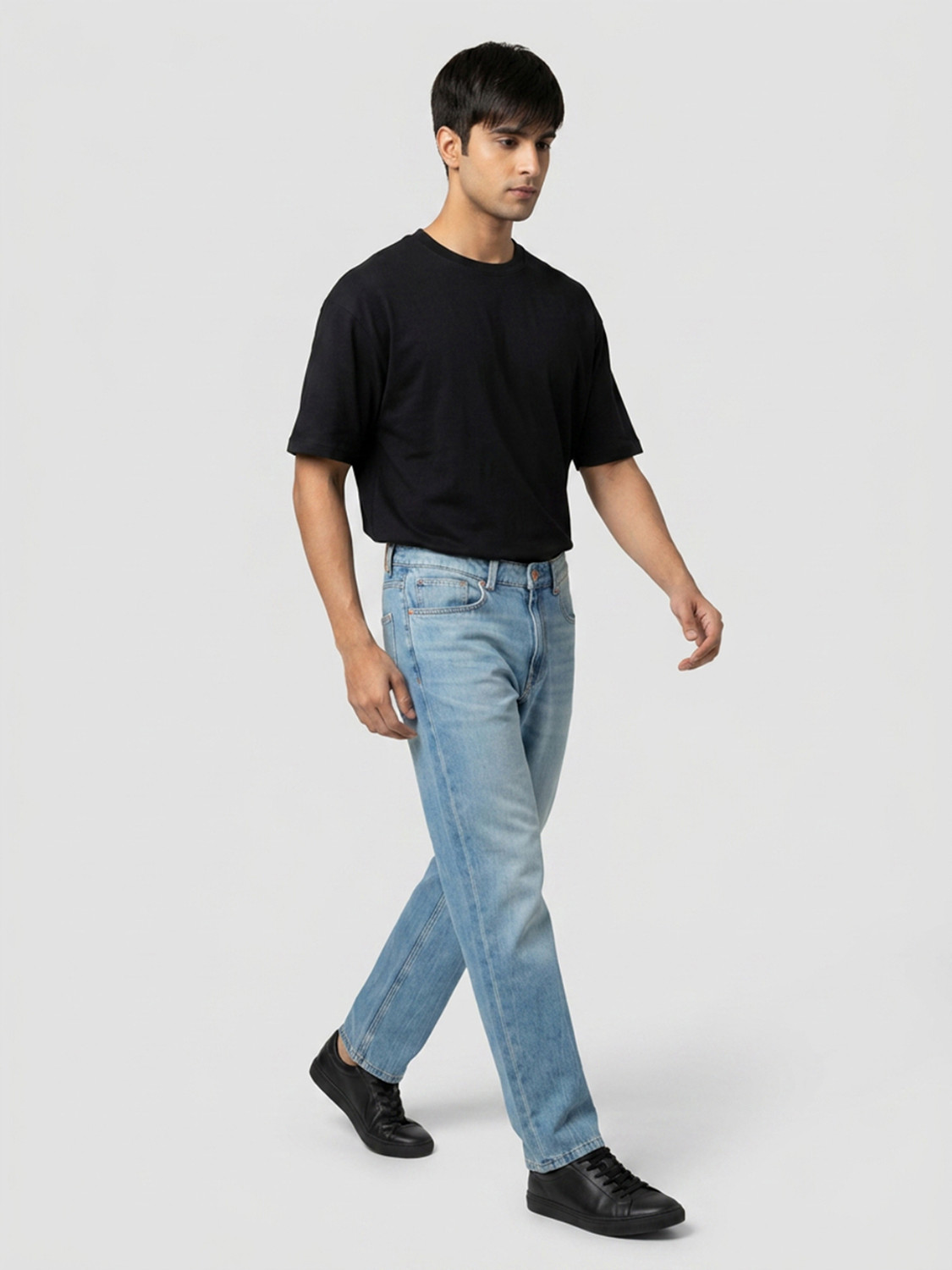 Image of Spykar Men Loose Fit Low Rise Blue Jeans