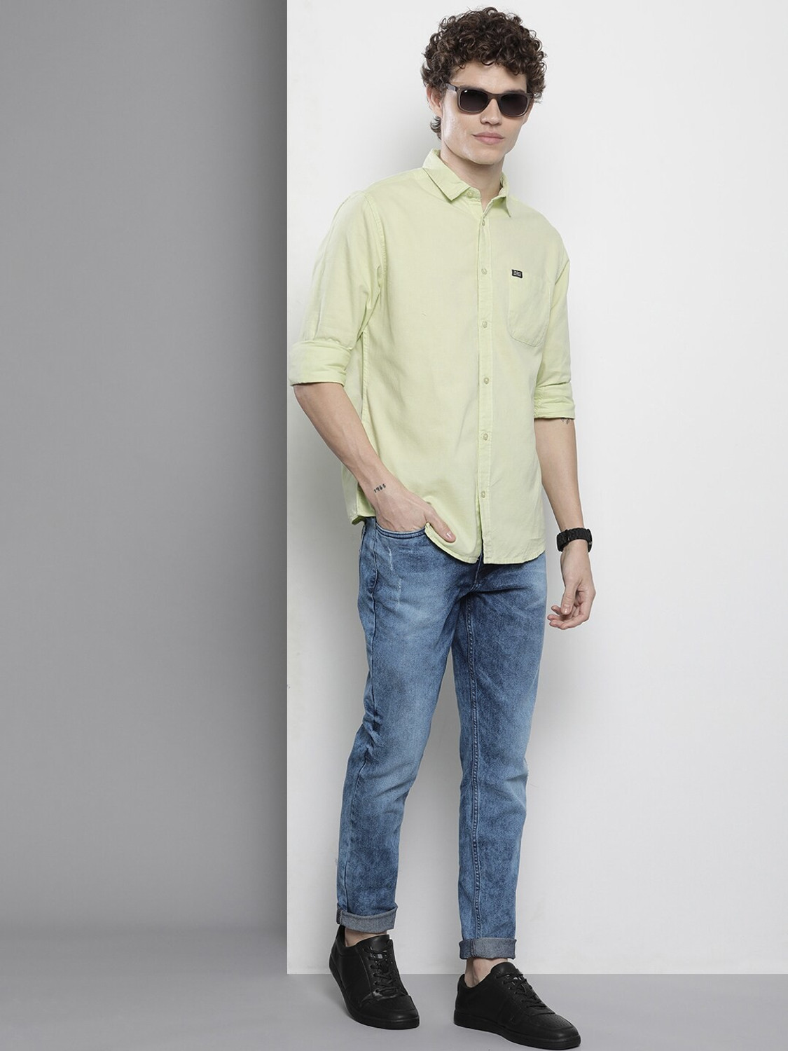 Image of The Indian Garage Co. Regular Men Blue Jeans
