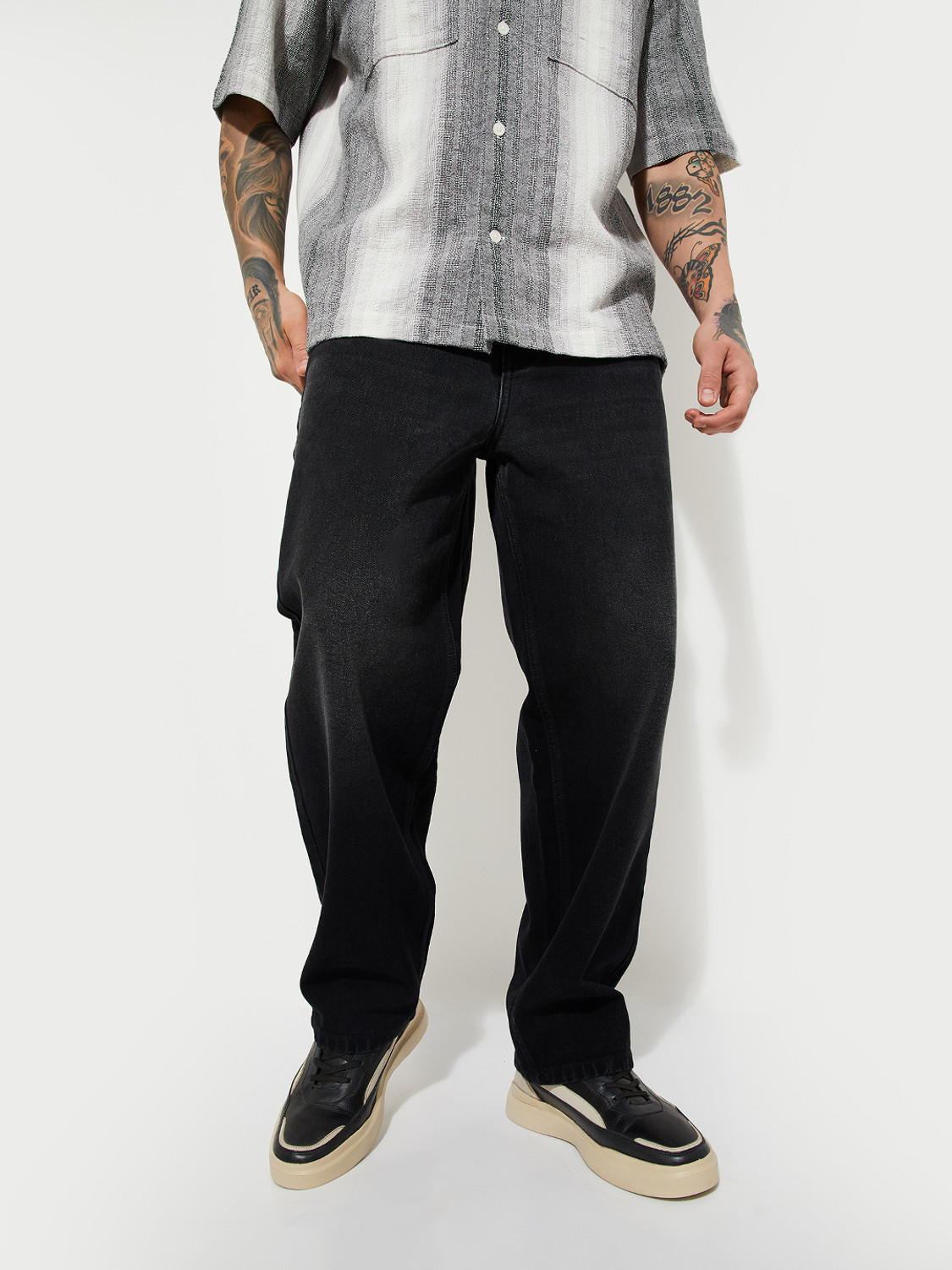 Image of MAX Regular Men Black Jeans