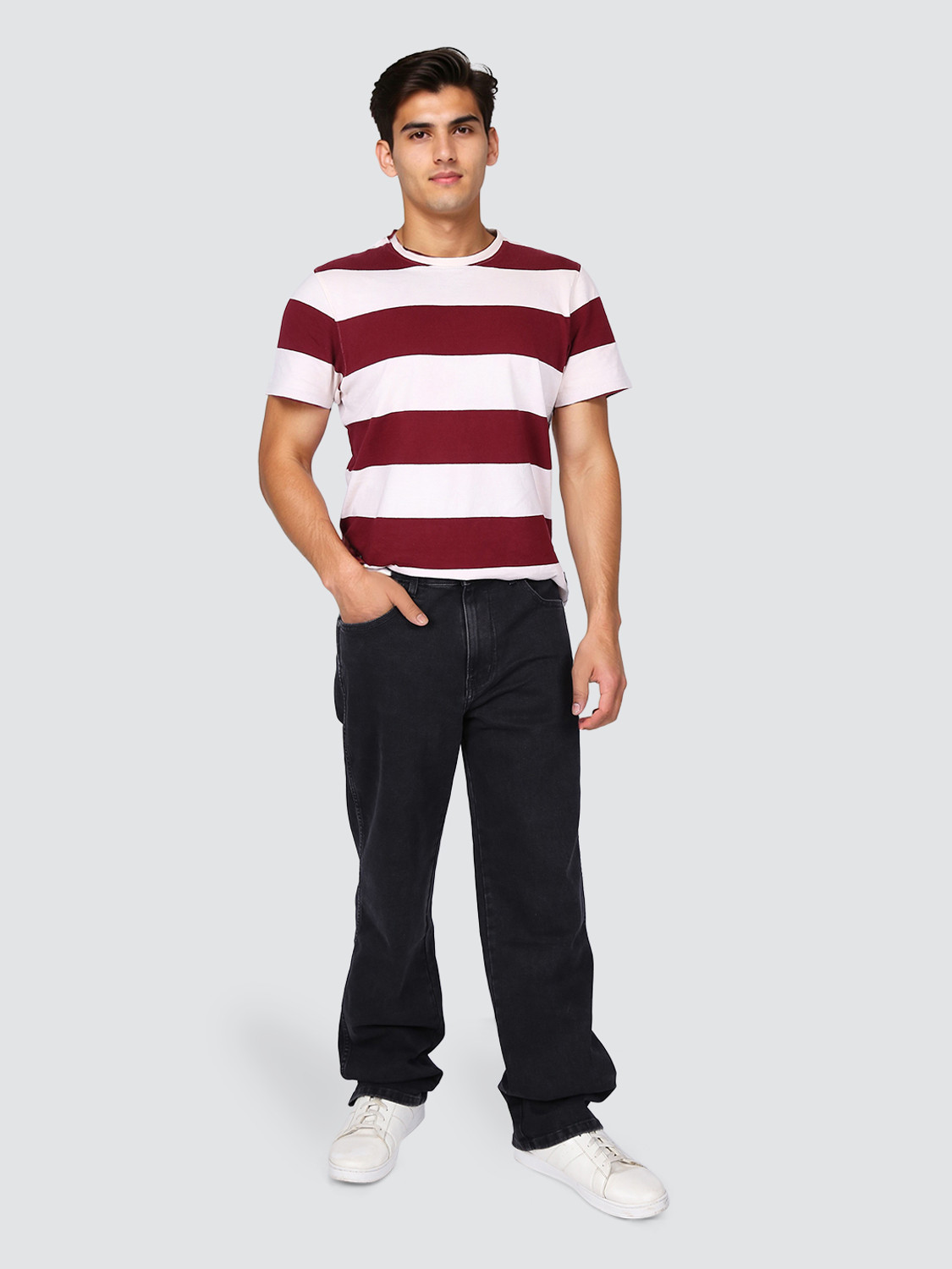 Image of Wrangler Straight Fit Men Black Jeans