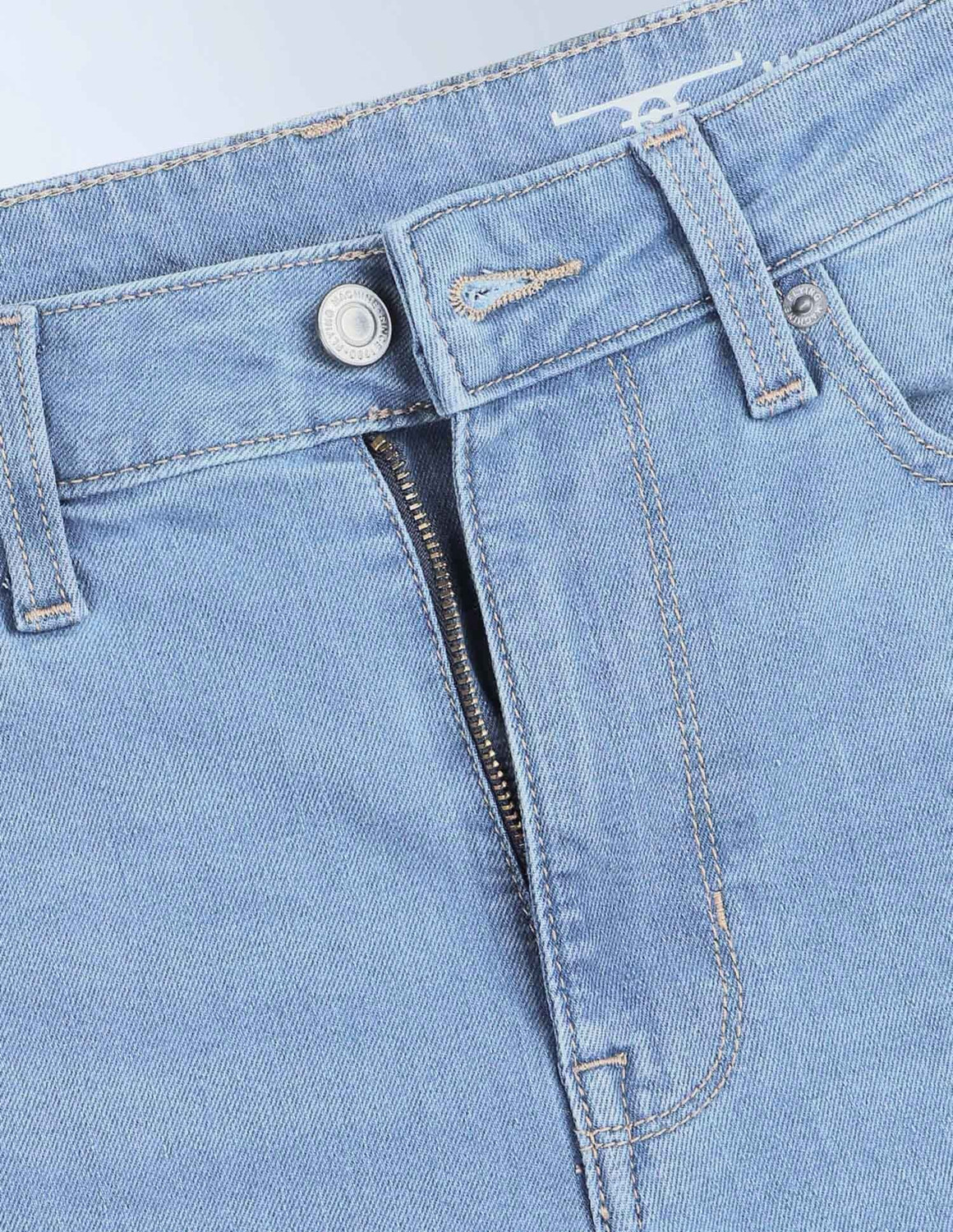 Image of FLYING MACHINE Relaxed Fit Men Blue Jeans