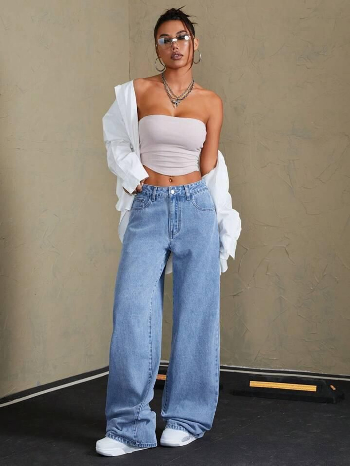 Image of 4M SALES Straight Fit Women Light Blue Jeans