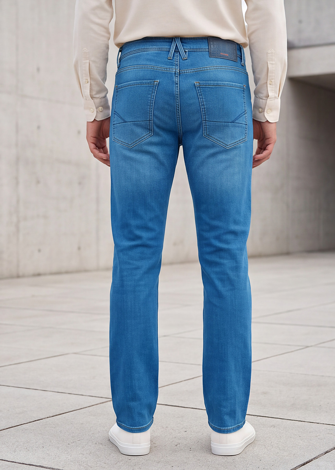 Image of KILLER Men Straight Fit Mid Rise Blue Jeans