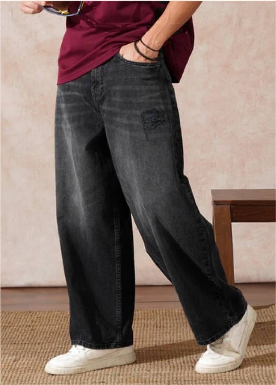 REEVA Straight Fit Men Black Jeans