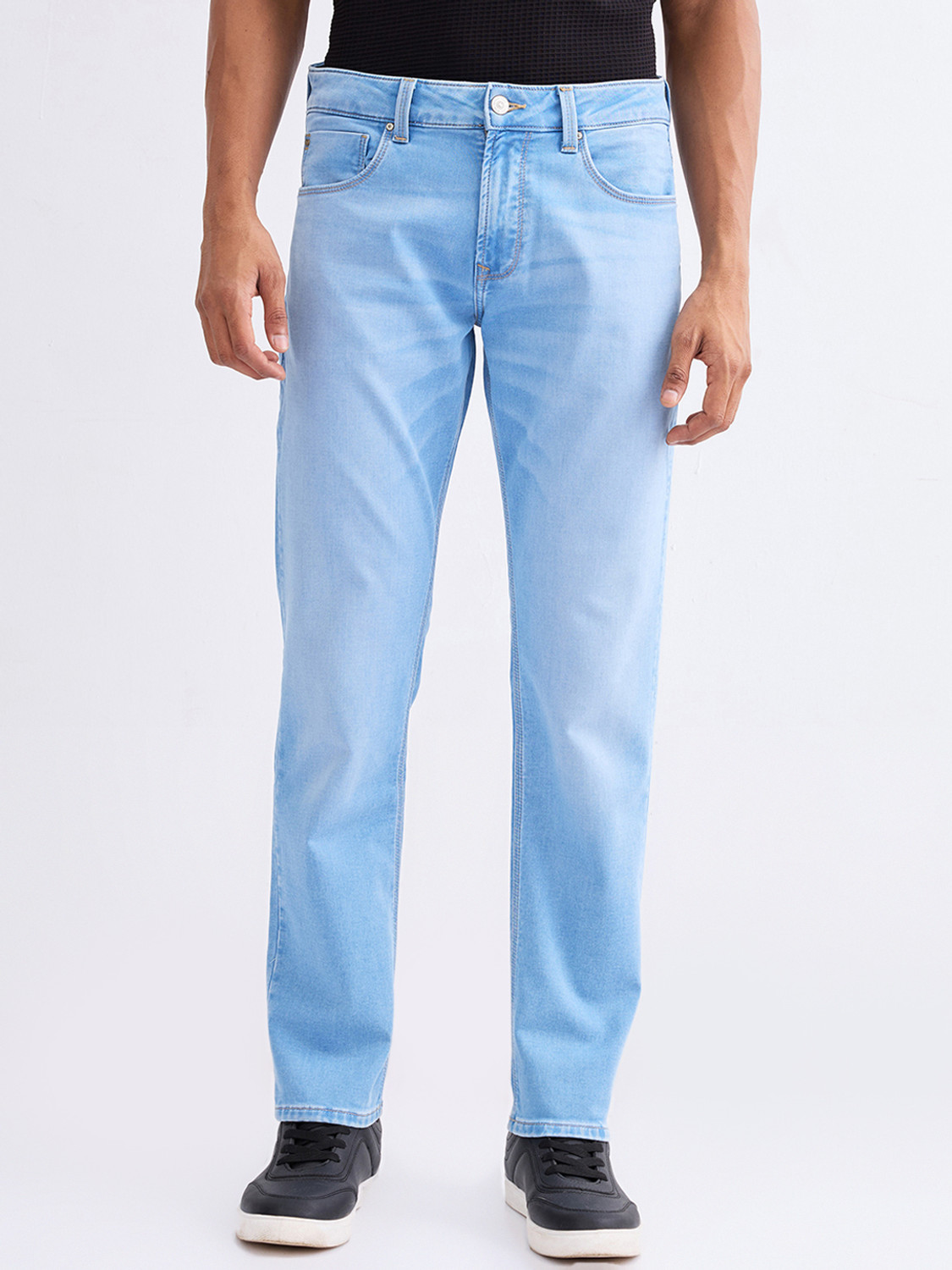Image of Spykar Relaxed Fit Men Blue Jeans