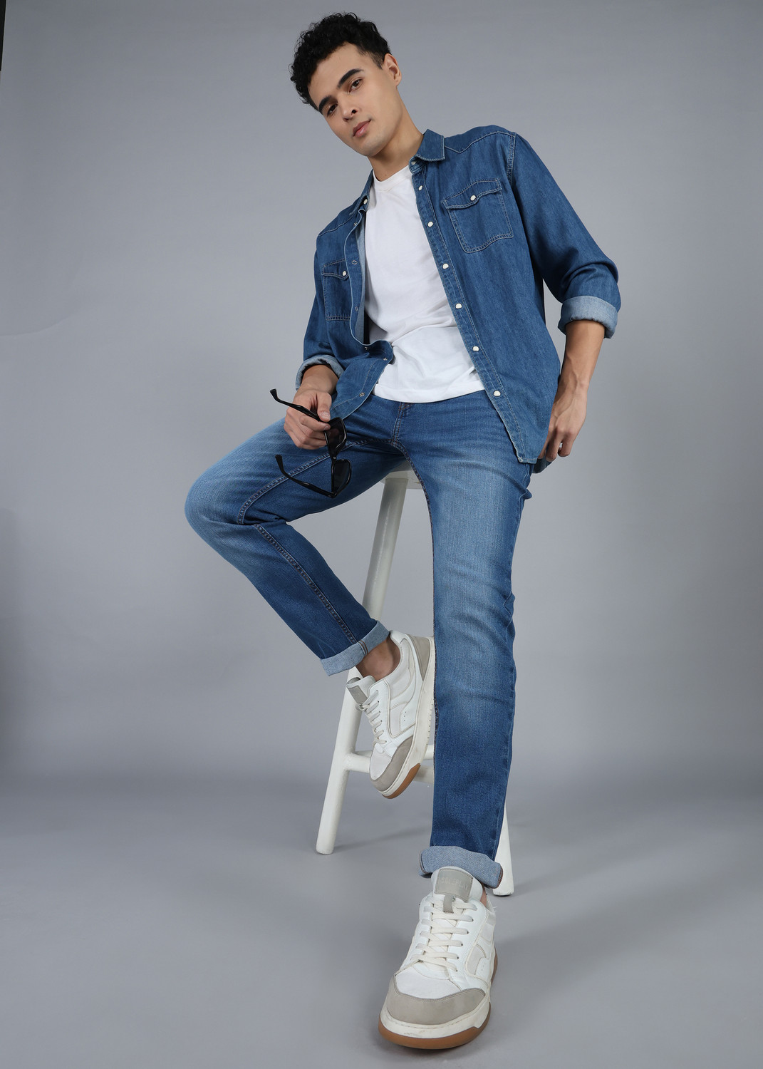 Image of U.S. Polo Assn. Denim Co. Men Tapered Fit Mid Rise Blue Jeans