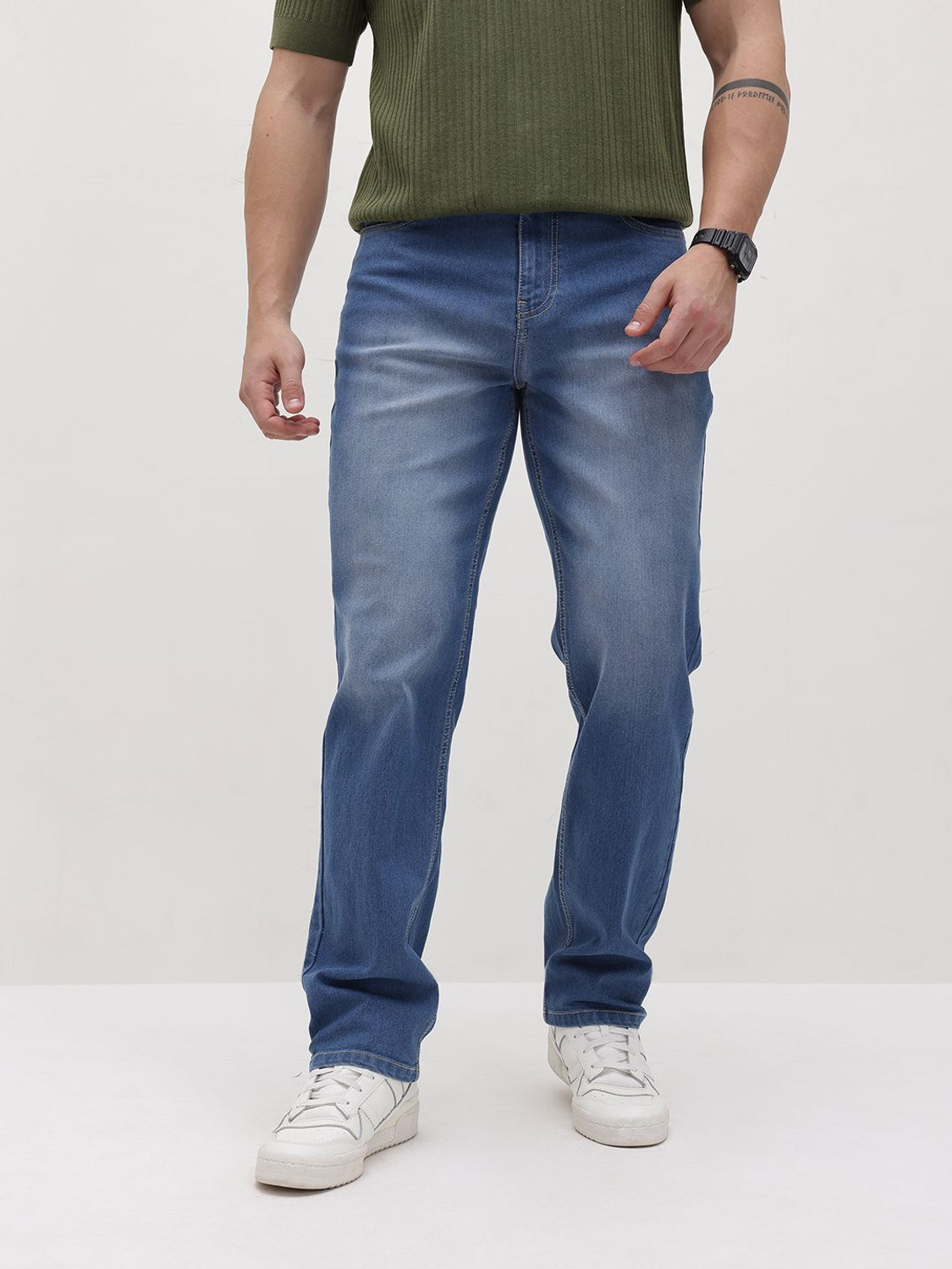 Image of Roadster Straight Fit Men Blue Jeans