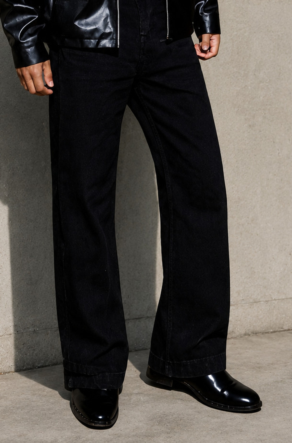 Image of LEVORCE Loose Fit Men Black Jeans