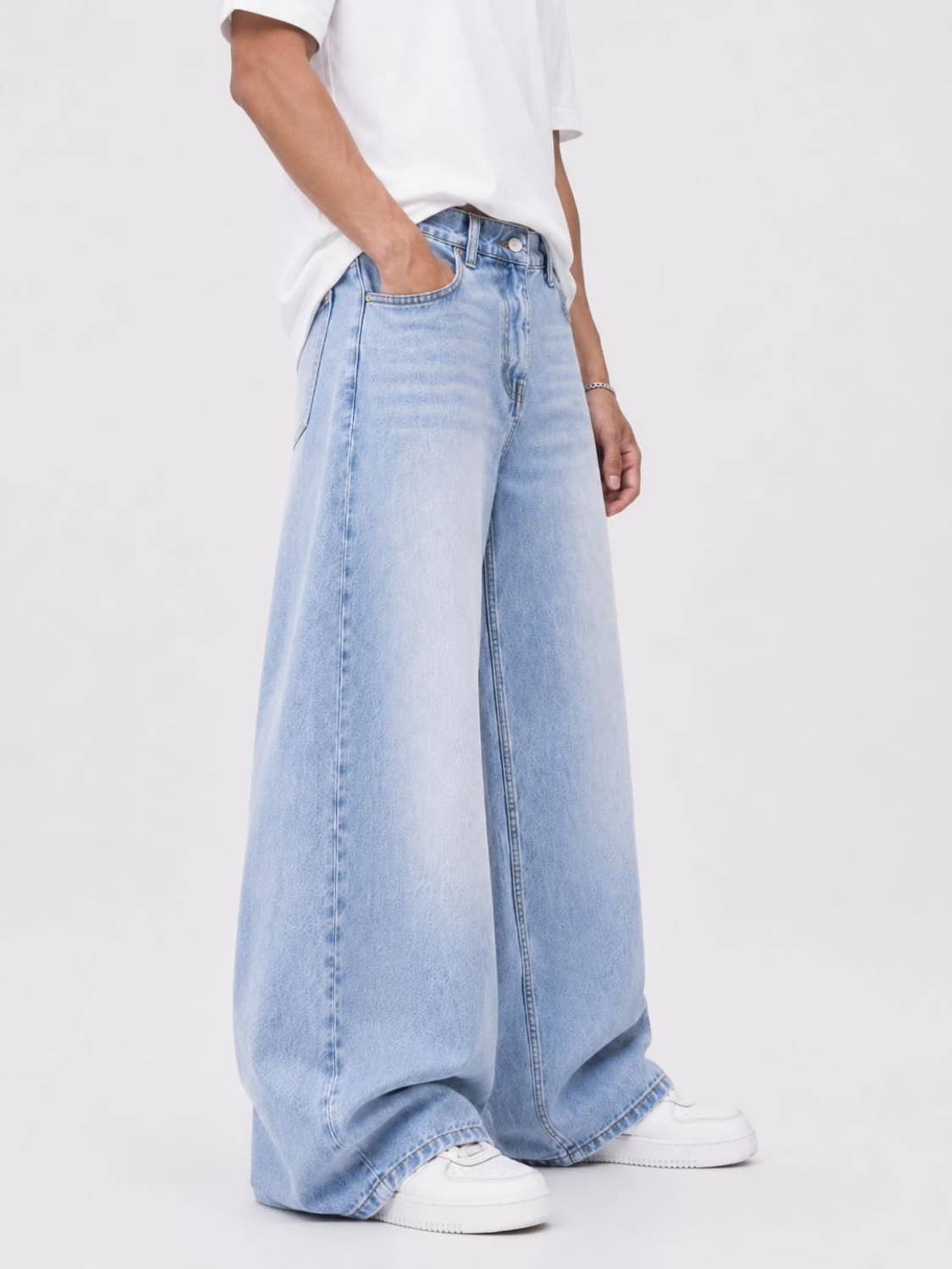 M Q Baggy Fit Men Light Blue Jeans - Image 3