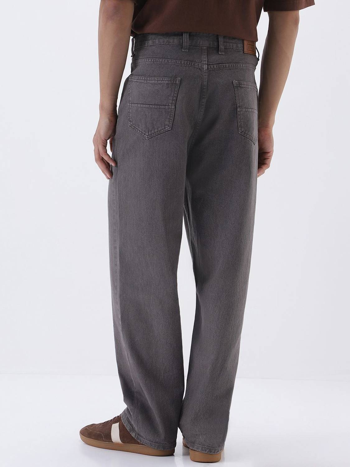 Urbano Loose Fit Men Brown Jeans - Image 3