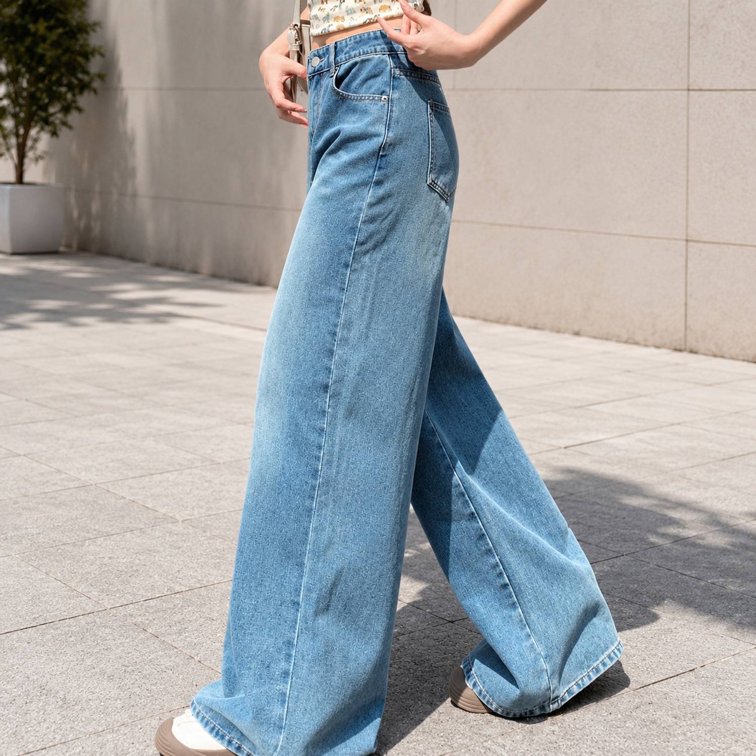 Crezelle Loose Fit Women Light Blue Jeans - Image 3