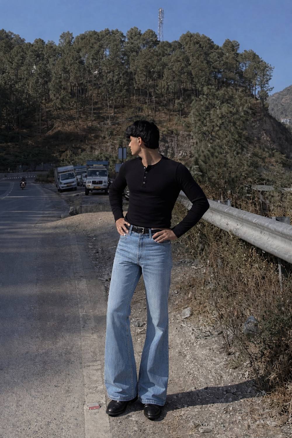 LEVORCE Flared Men Light Blue Jeans
