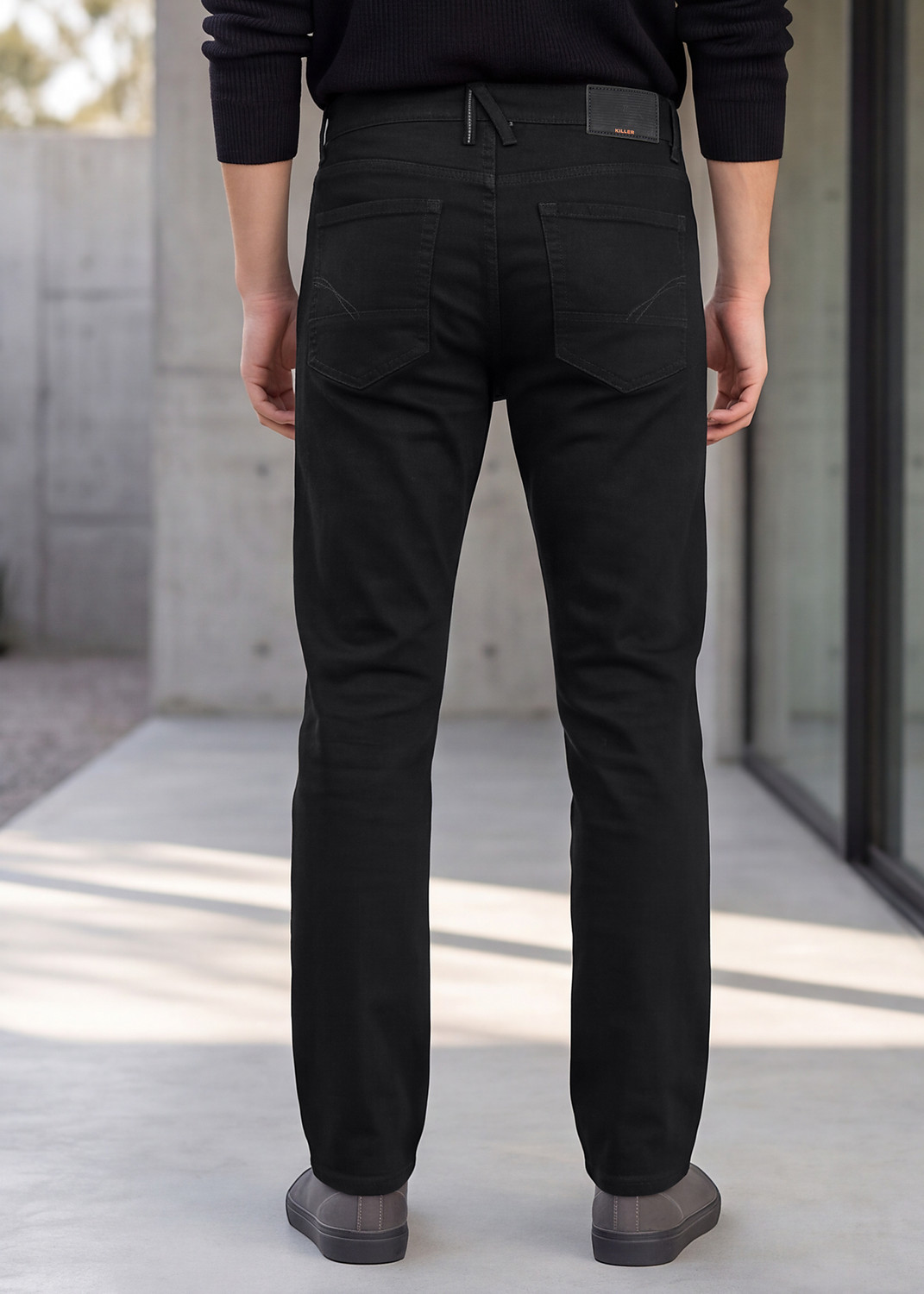 Image of KILLER Men Straight Fit Mid Rise Black Jeans