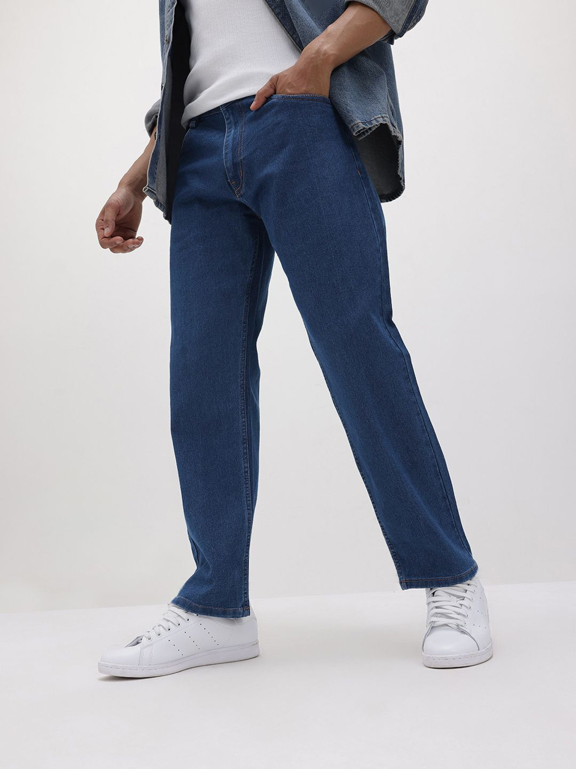 Image of Roadster Relaxed Fit Men Blue Jeans
