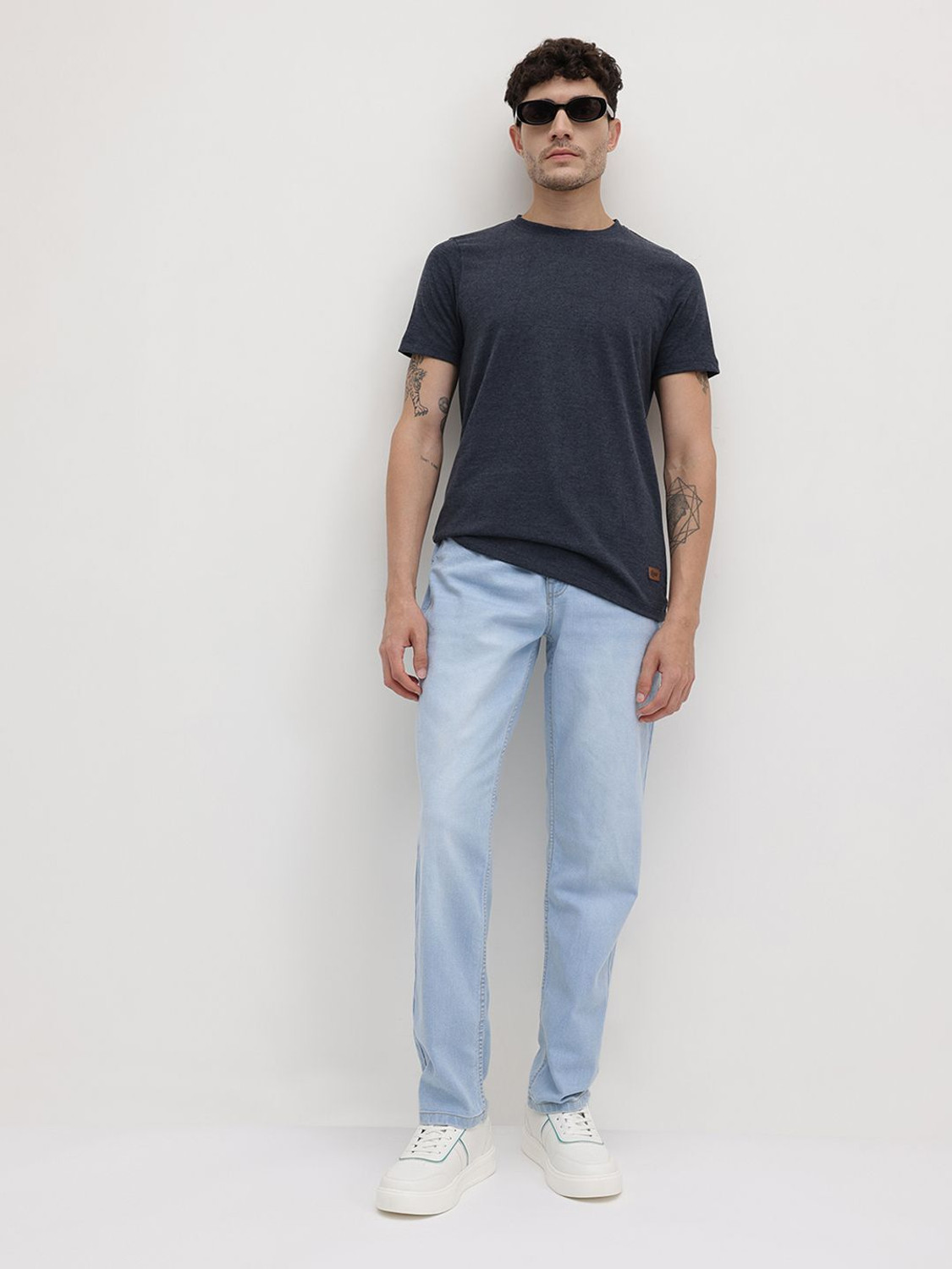 Image of Roadster Relaxed Fit Men Blue Jeans
