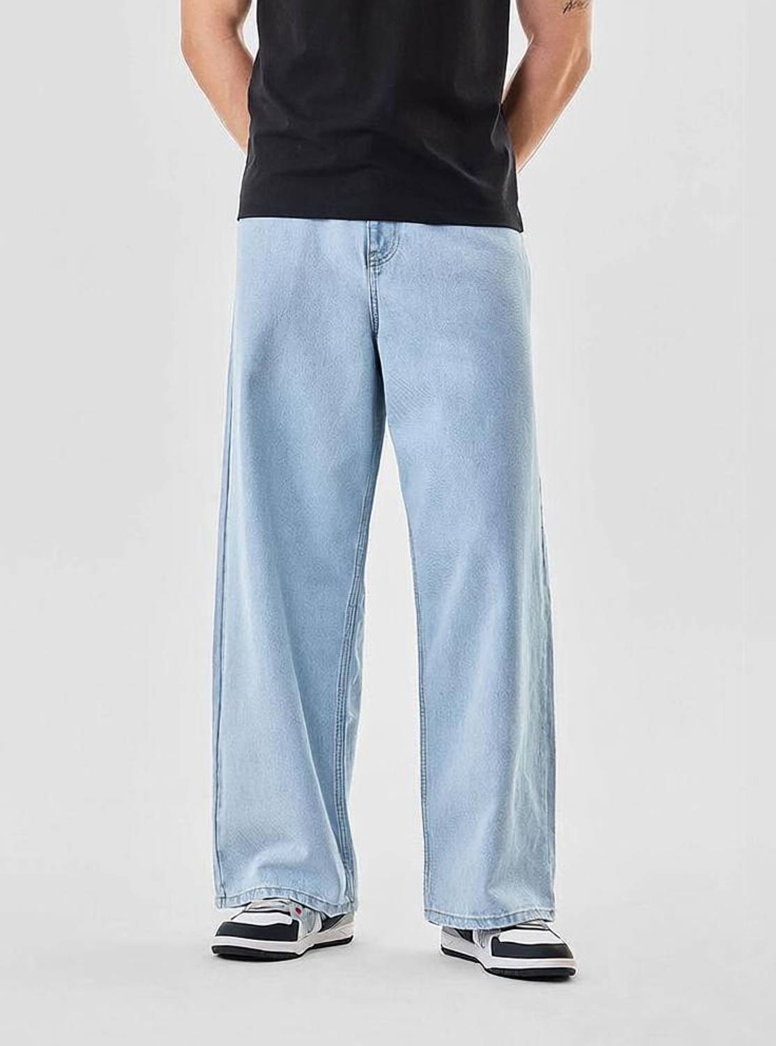 LEVORCE Loose Fit Men Light Blue Jeans