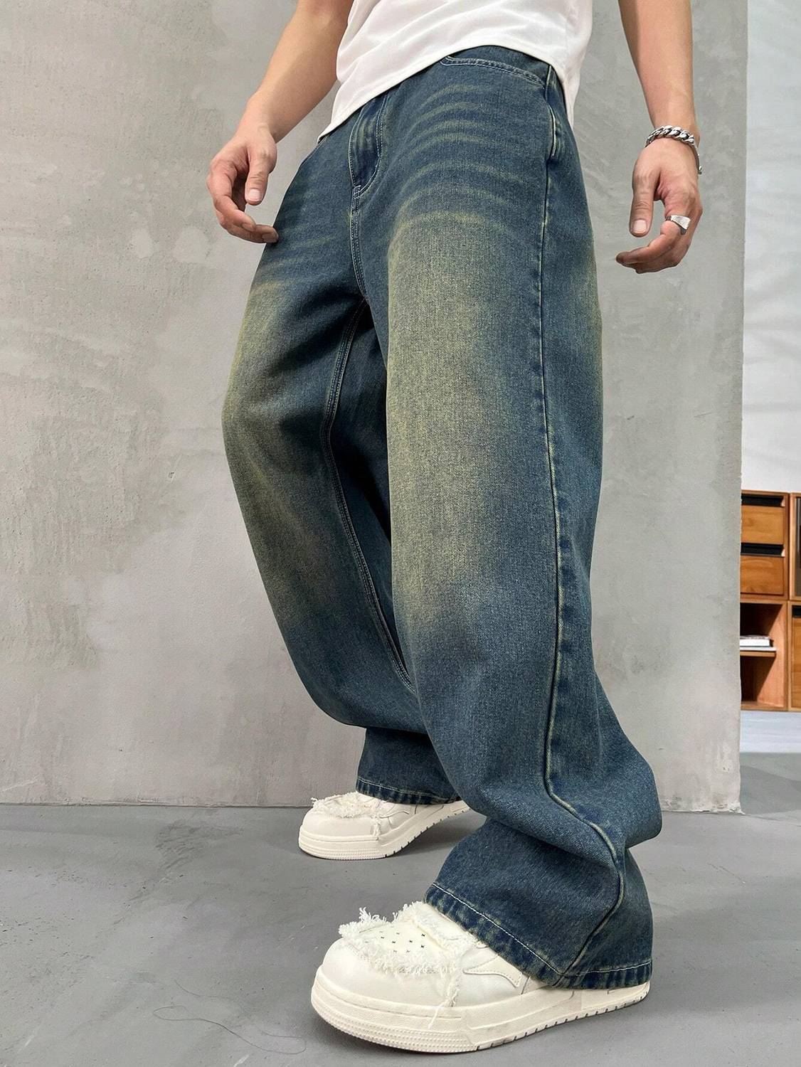 Americhic Men Blue Jeans Straight Fit - Image 3