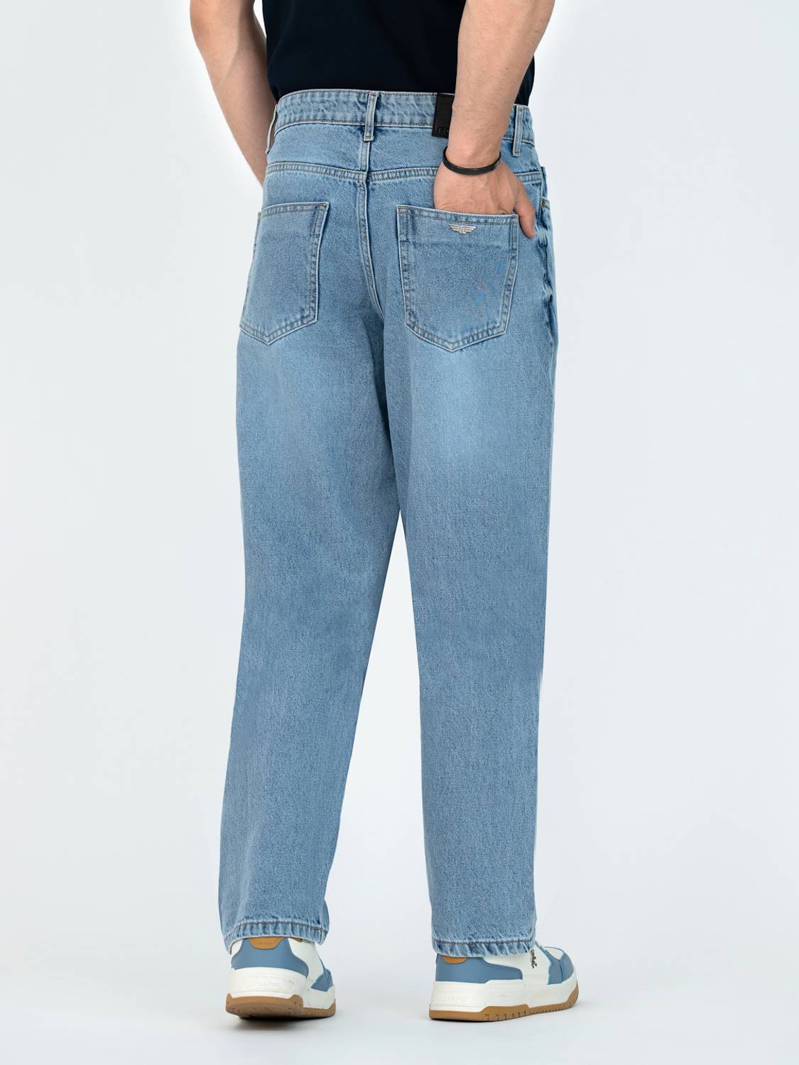 RED TAPE Loose Fit Men Light Blue Jeans - Image 3