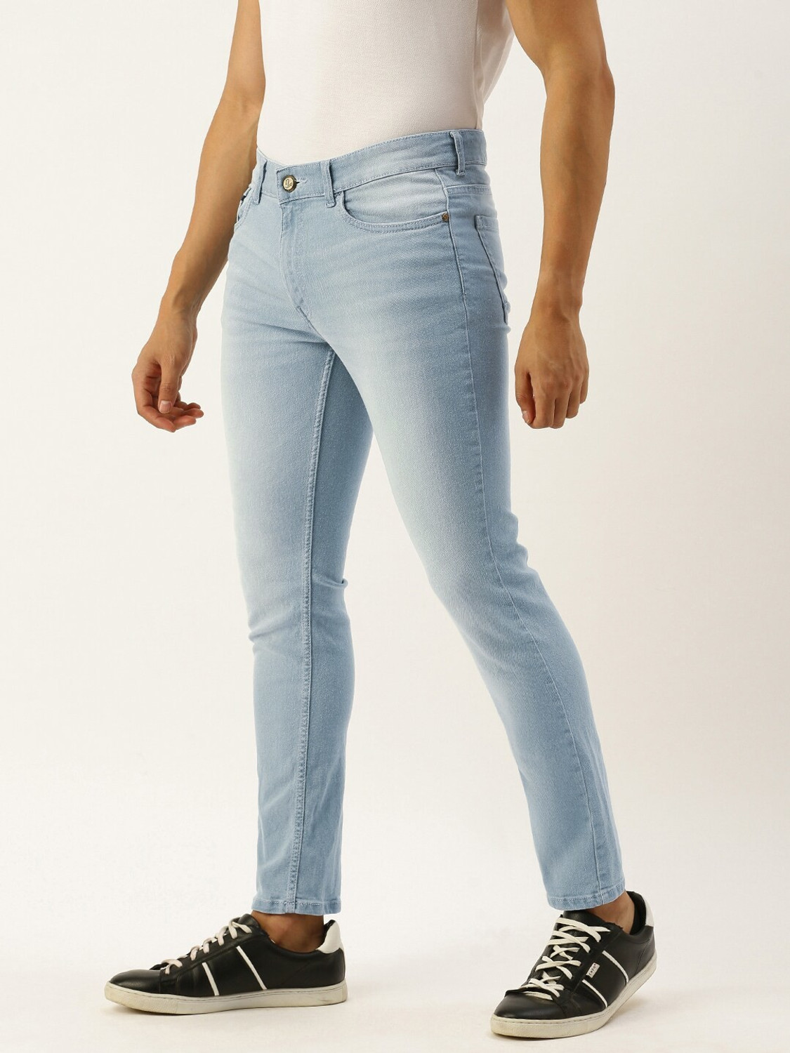Image of The Indian Garage Co. Slim Men Light Blue Jeans