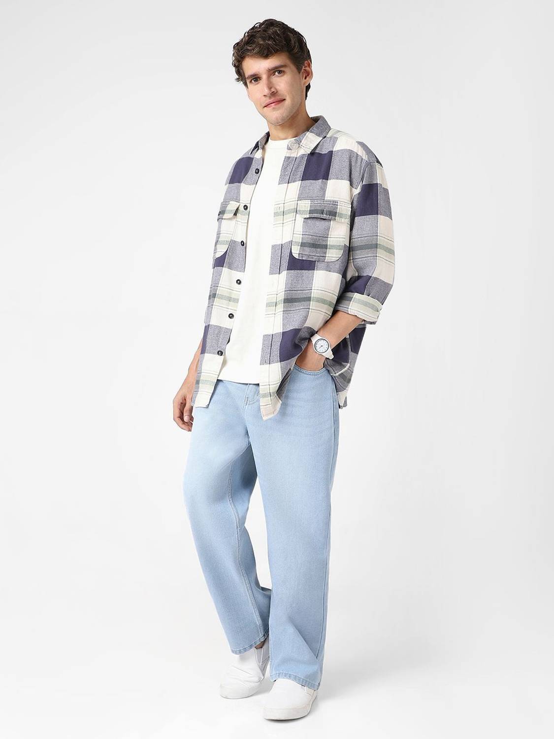 Urbano Fashion Loose Fit Men Light Blue Jeans - Image 4
