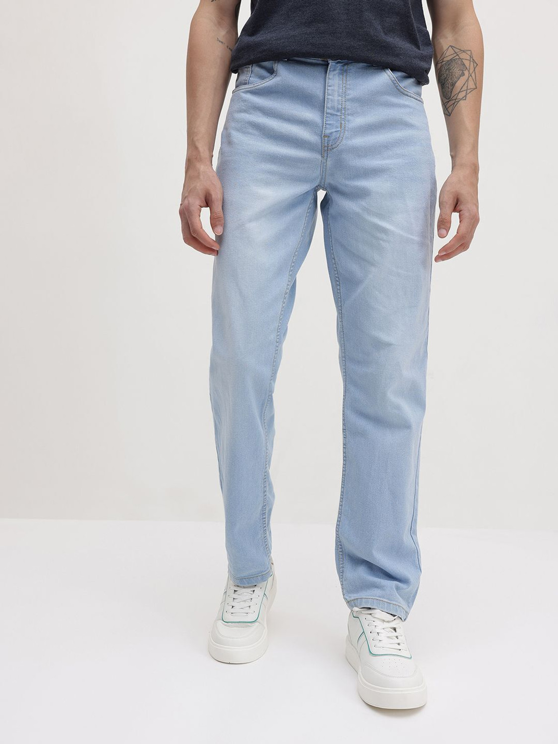 Image of Roadster Relaxed Fit Men Blue Jeans