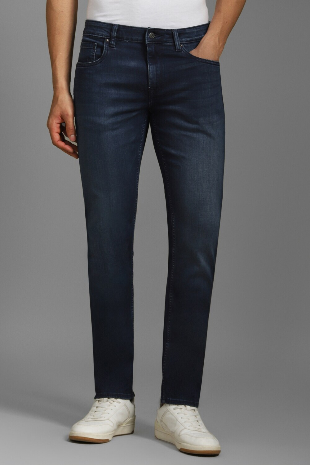 Image of LOUIS PHILIPPE Slim Men Blue Jeans