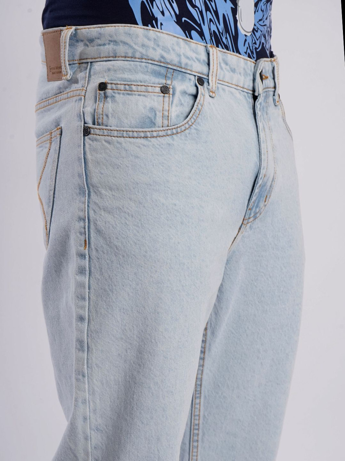 Image of Bene Kleed Straight Fit Men Light Blue Jeans