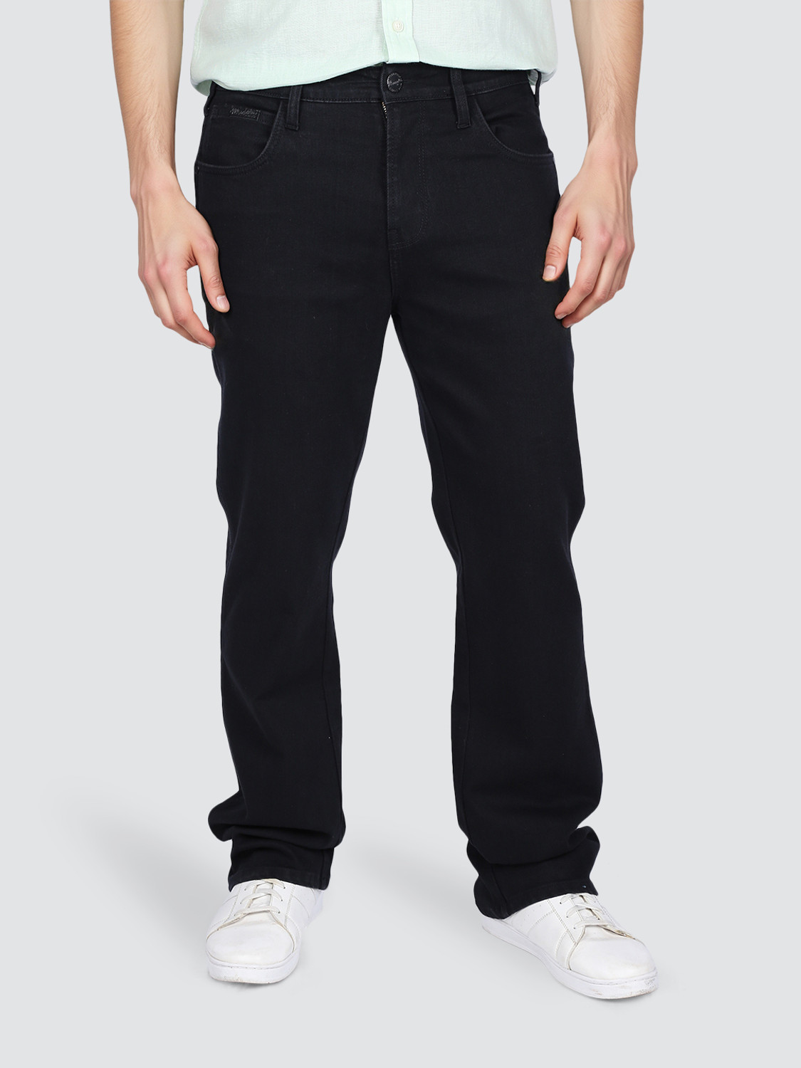 Image of Wrangler Men Slim Low Rise Black Jeans