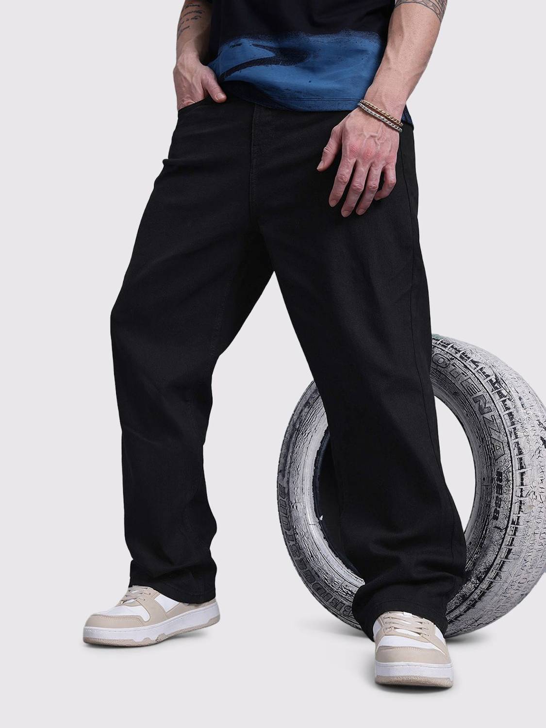 Roadster Men Black Jeans Relaxed Fit - Image 1