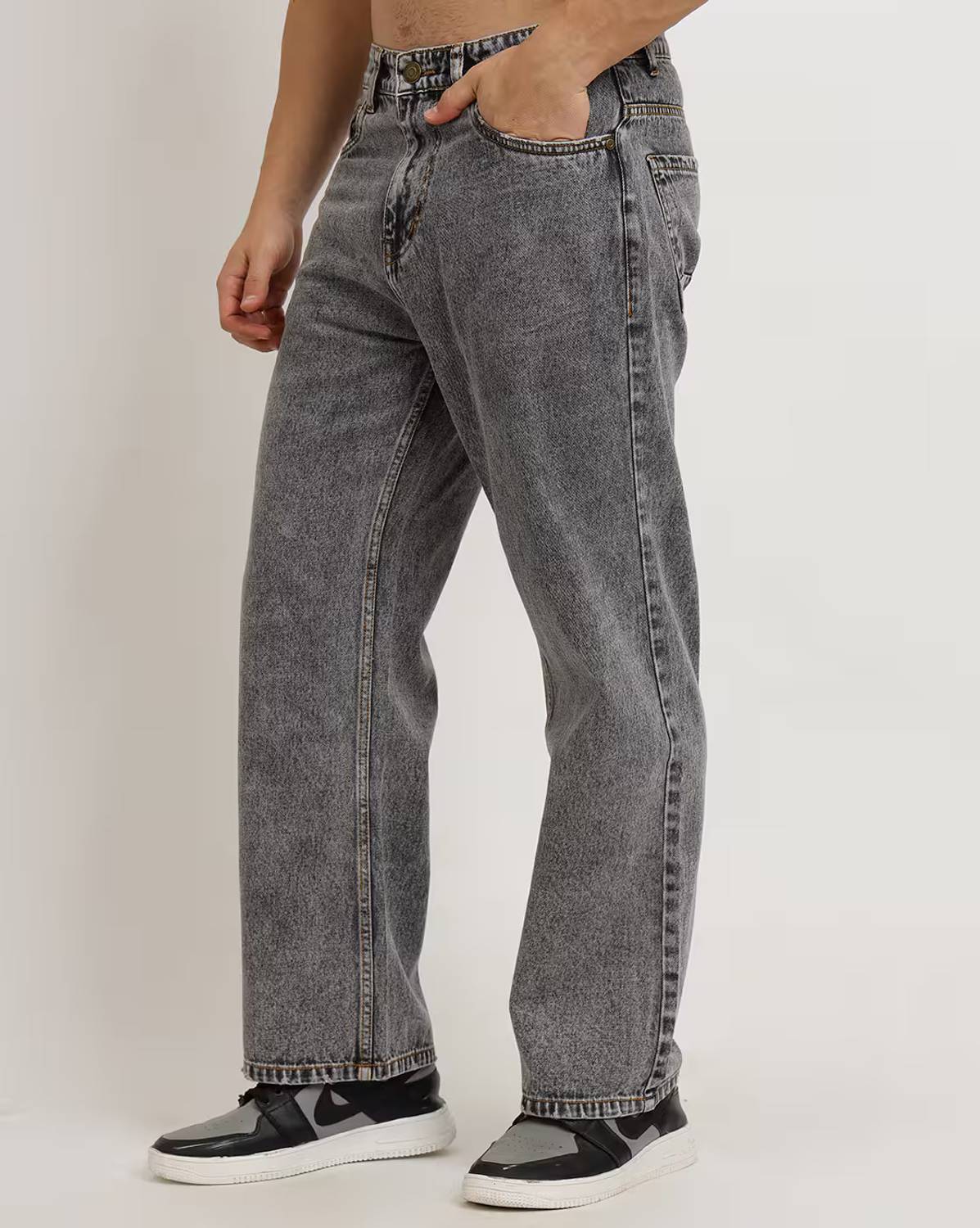 JAARA Men Straight Fit Mid Rise Grey Jeans - Image 3