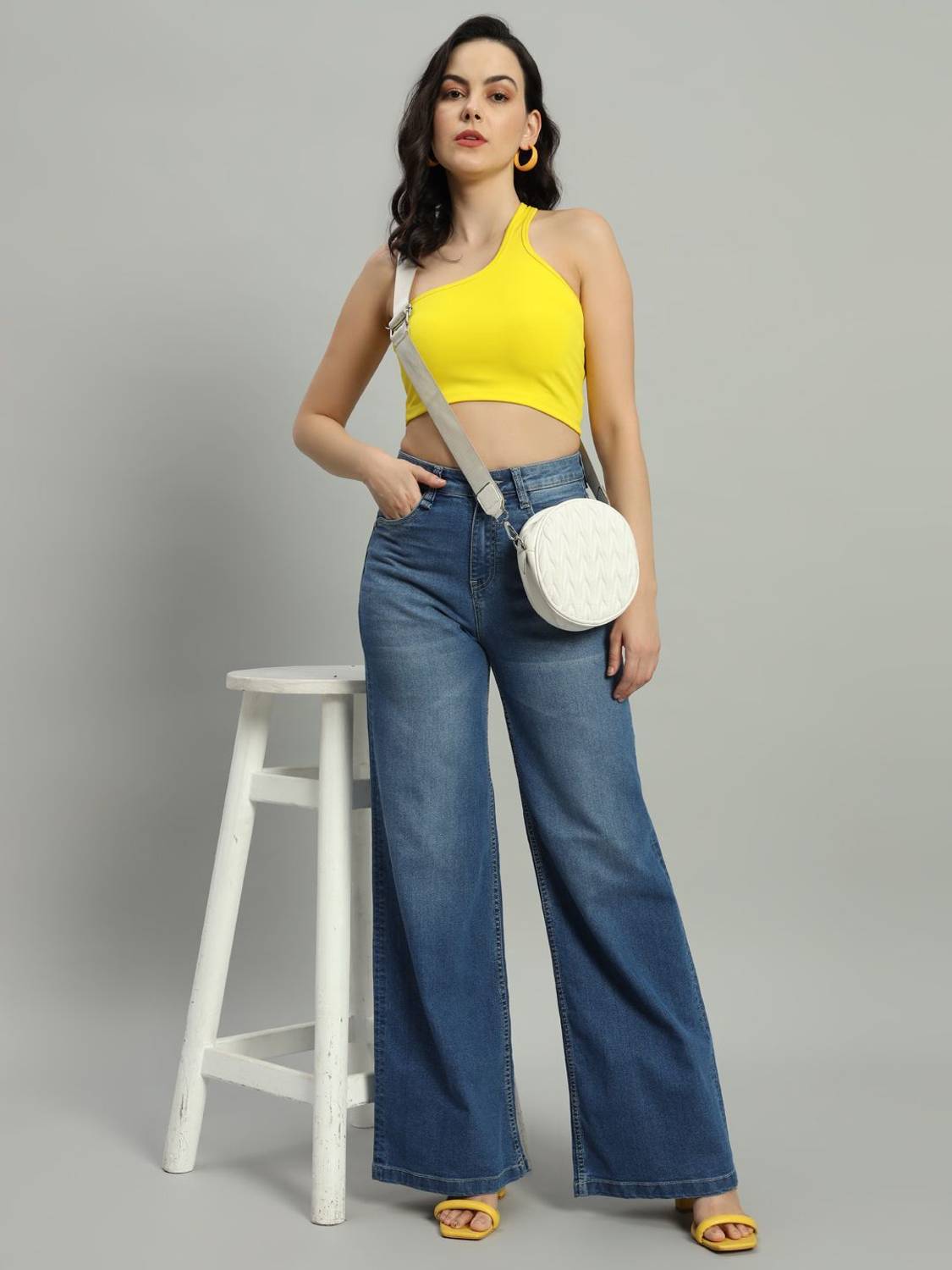 GUTI Flared Women Blue Jeans - Image 5