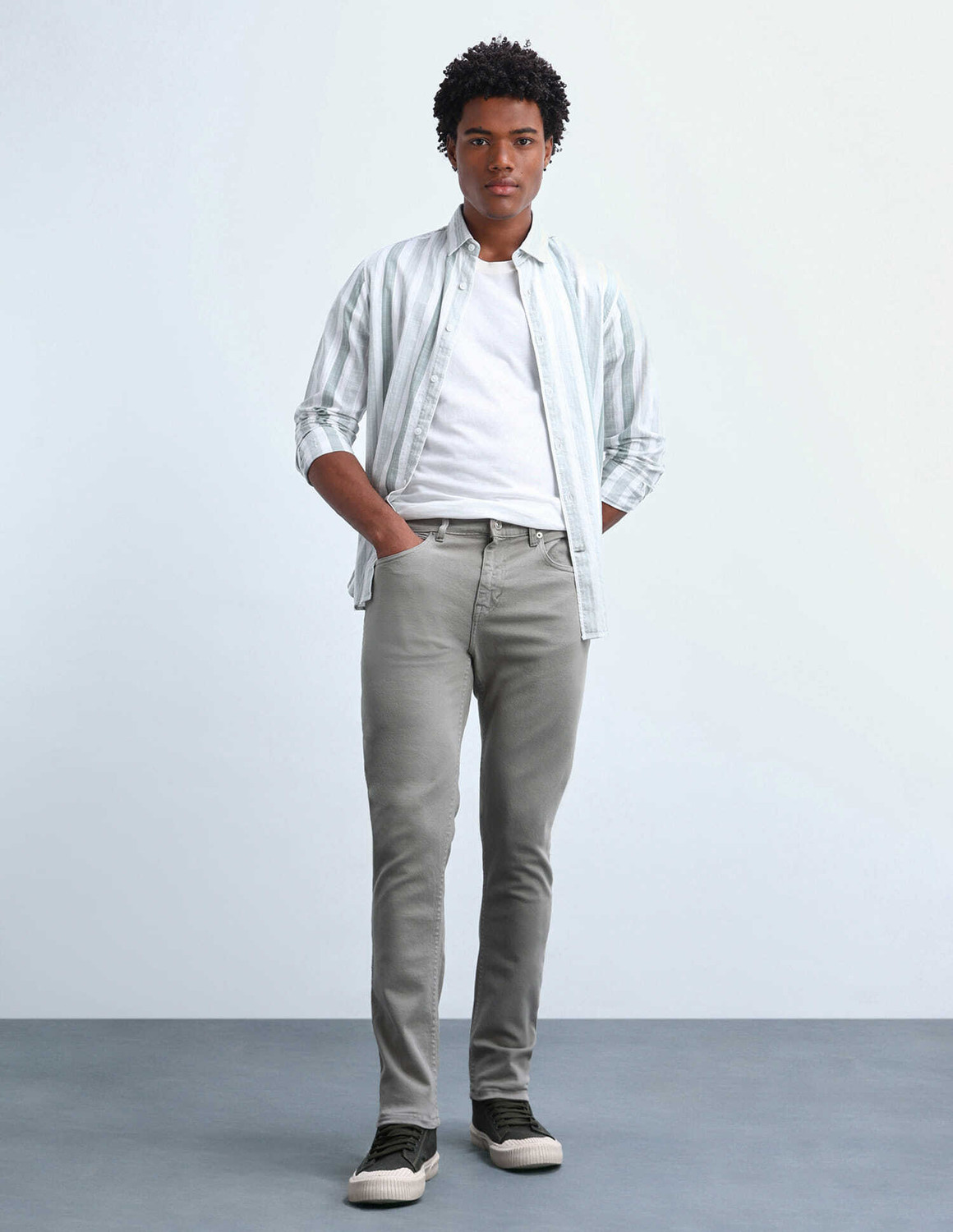 Image of FLYING MACHINE Tapered Fit Men Green Jeans