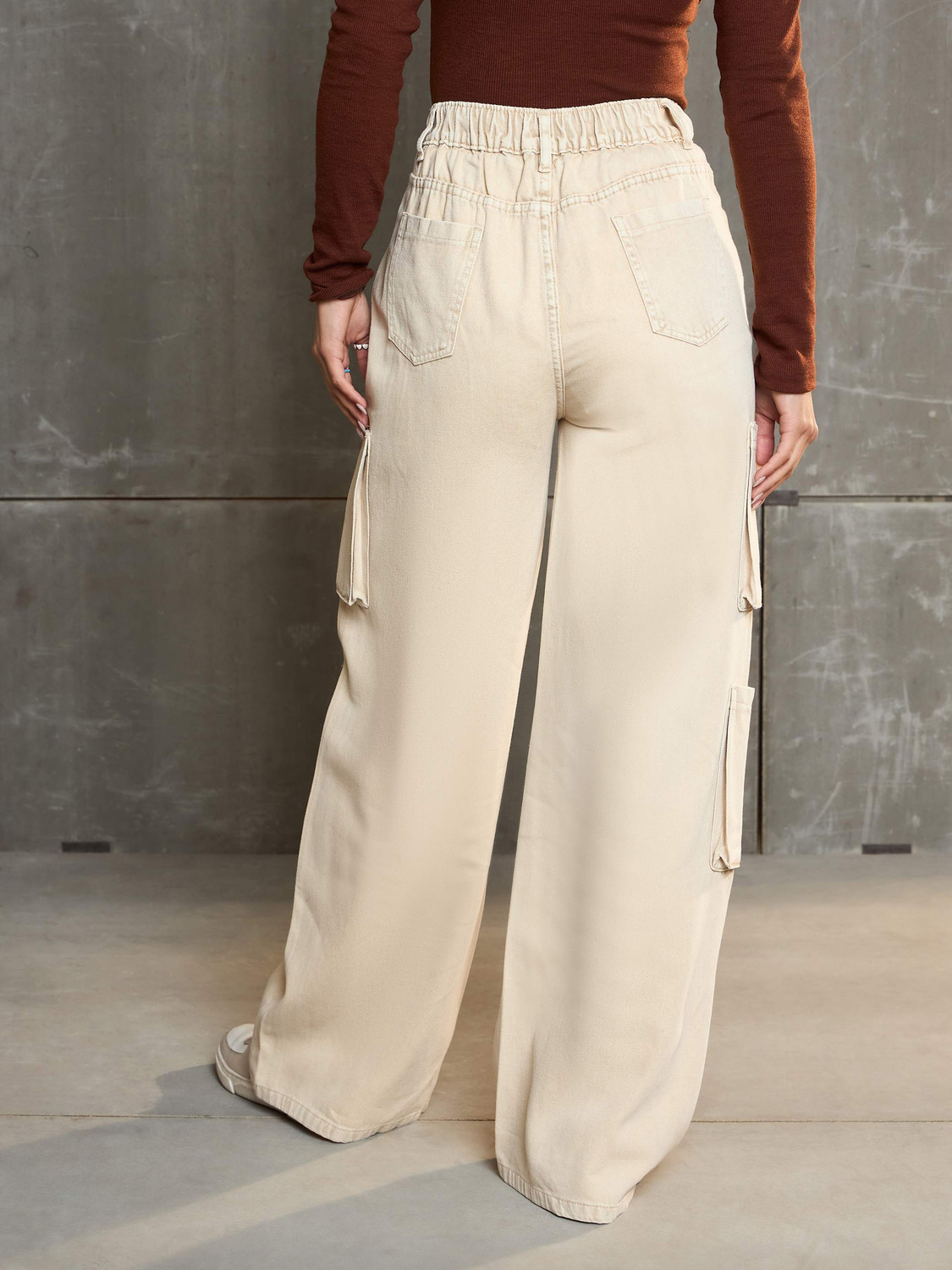 Image of SASSAFRAS Relaxed Fit Women Beige Jeans