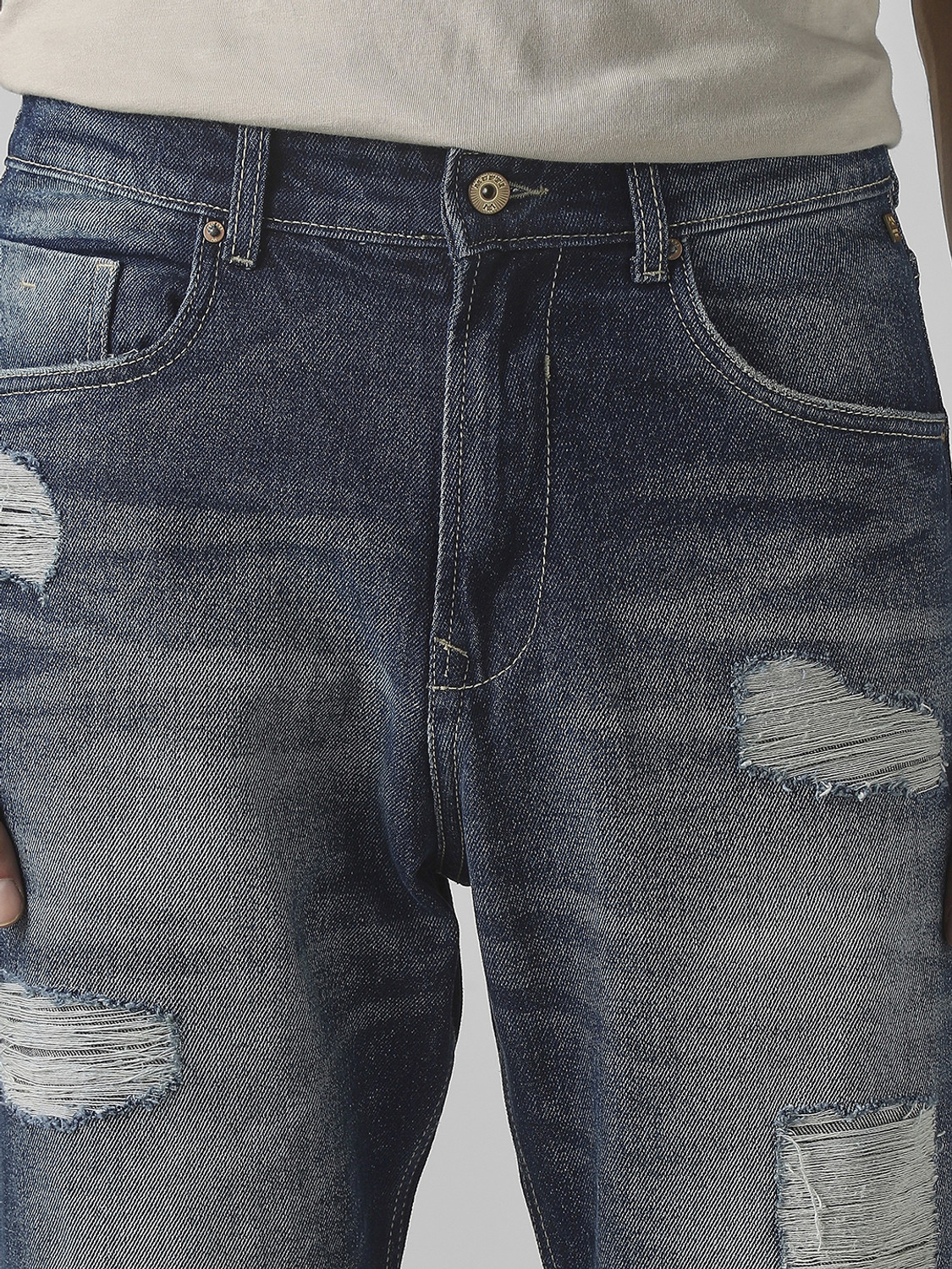 Image of MUFTI Loose Fit Men Blue Jeans