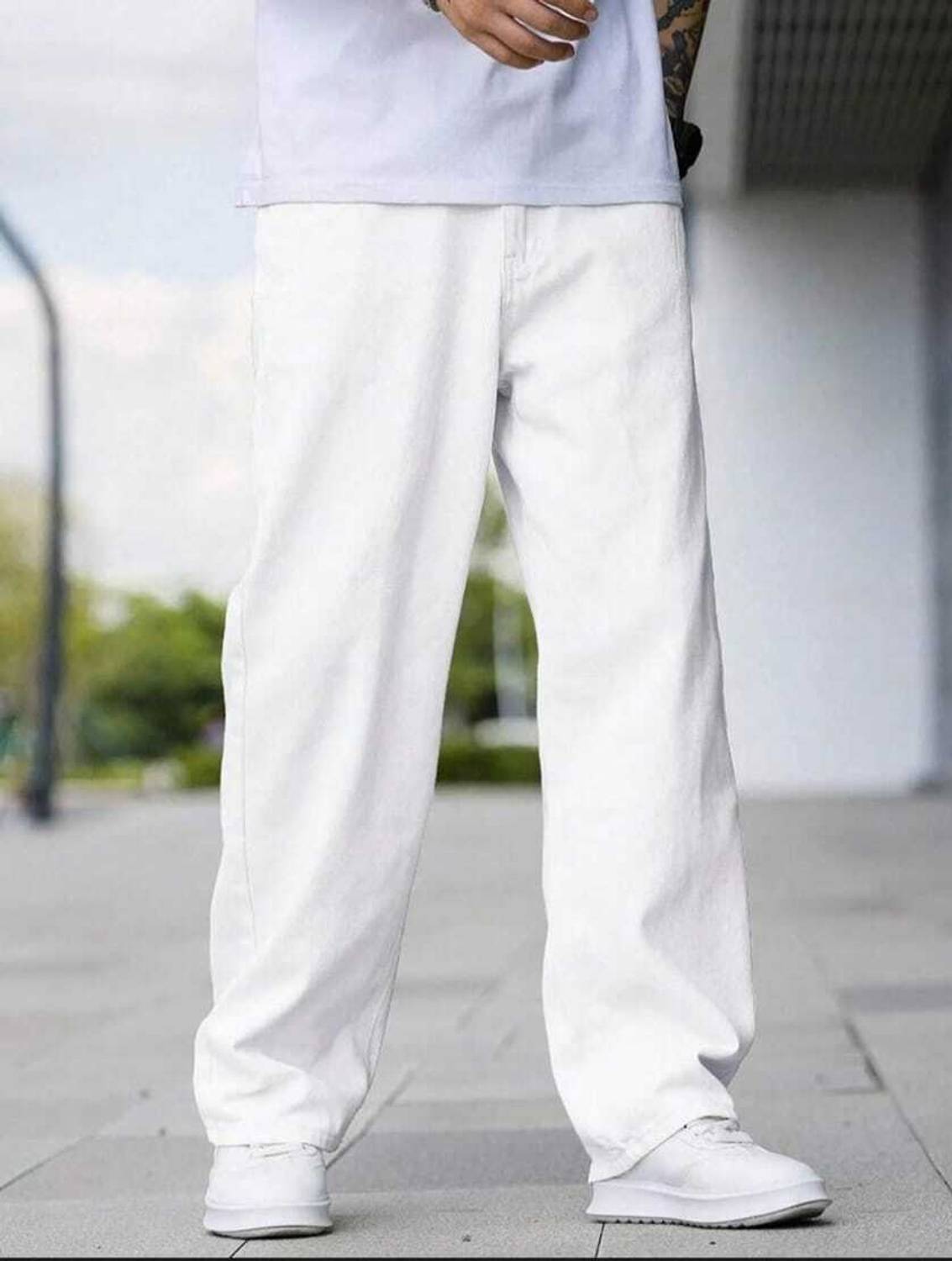 wearworld Loose Fit Men White Jeans - Image 1