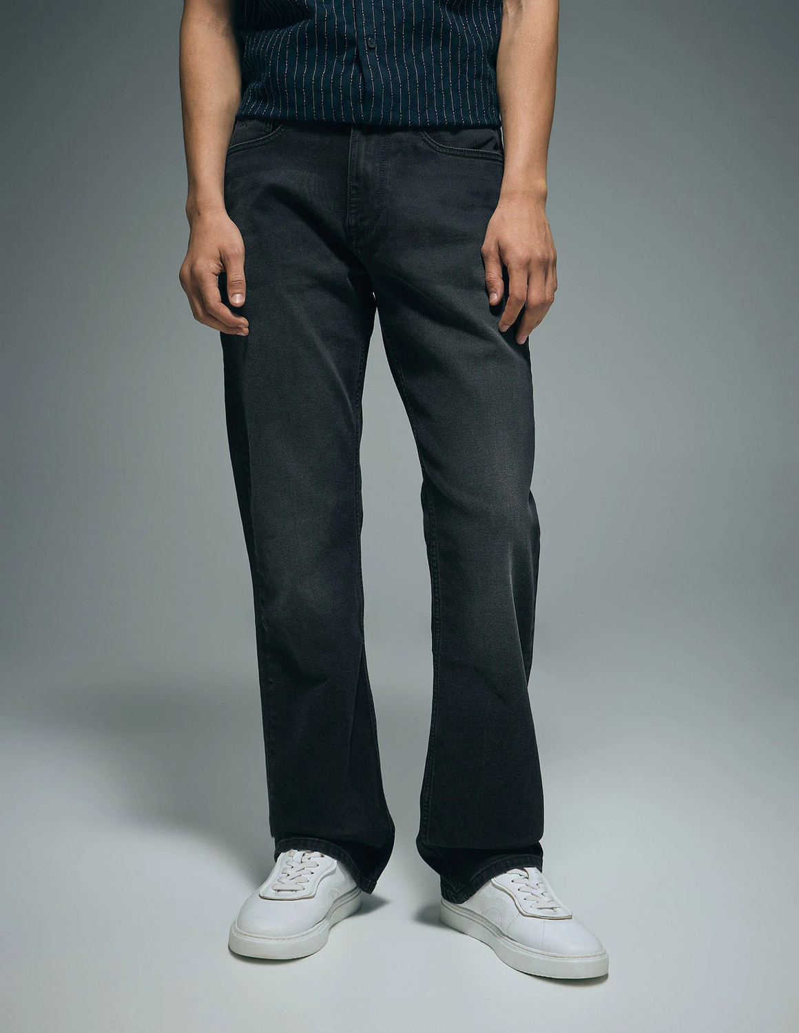 Image of FLYING MACHINE Boot-Leg Men Black Jeans