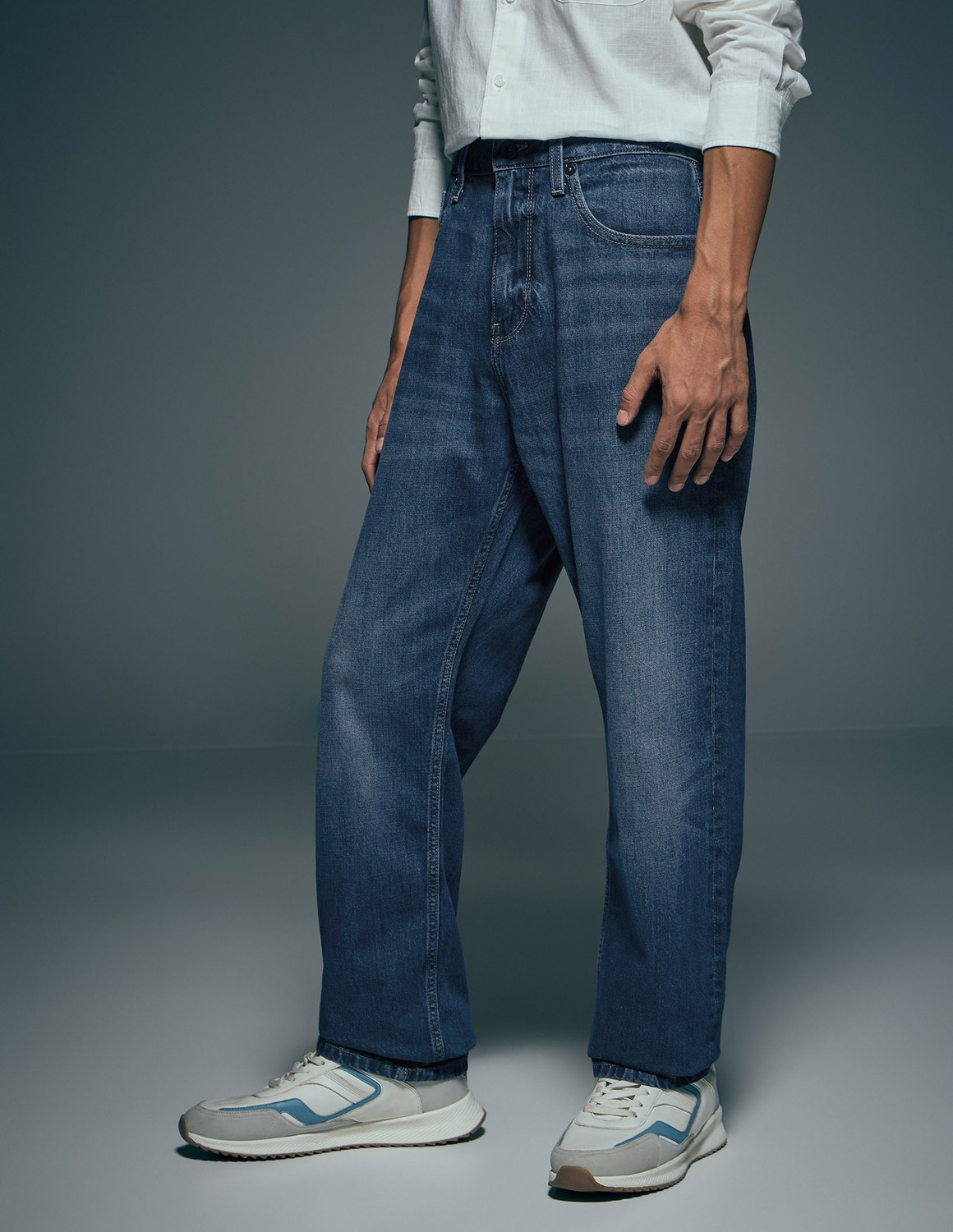 Image of FLYING MACHINE Men Straight Fit Mid Rise Blue Jeans