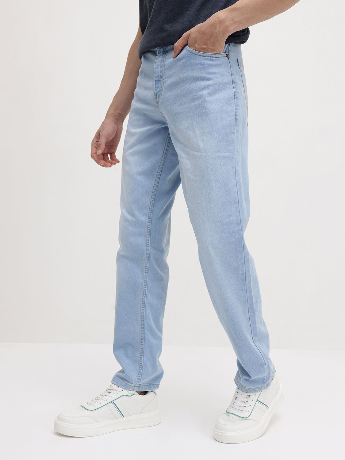Image of Roadster Relaxed Fit Men Blue Jeans