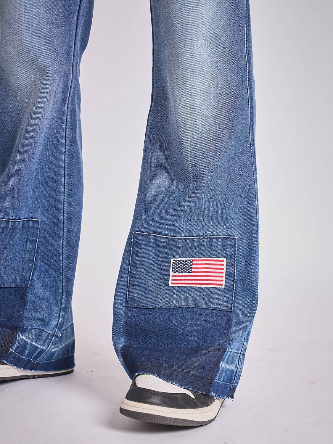 FUGAZEE Relaxed Fit Blue Jeans - Image 4