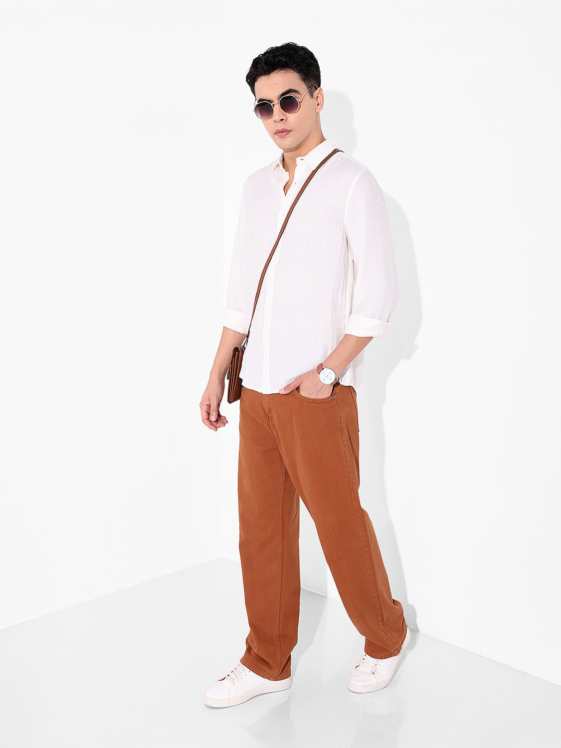 Image of The Indian Garage Co. Relaxed Fit Men Brown Jeans