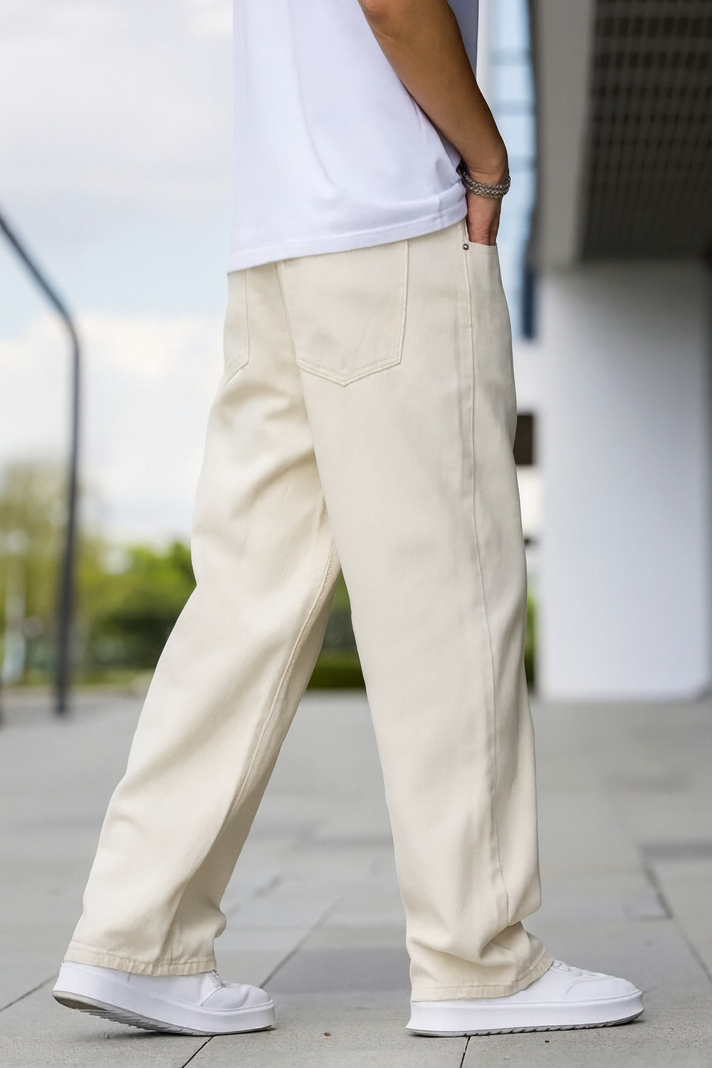 Image of markview Loose Fit Men Beige Jeans