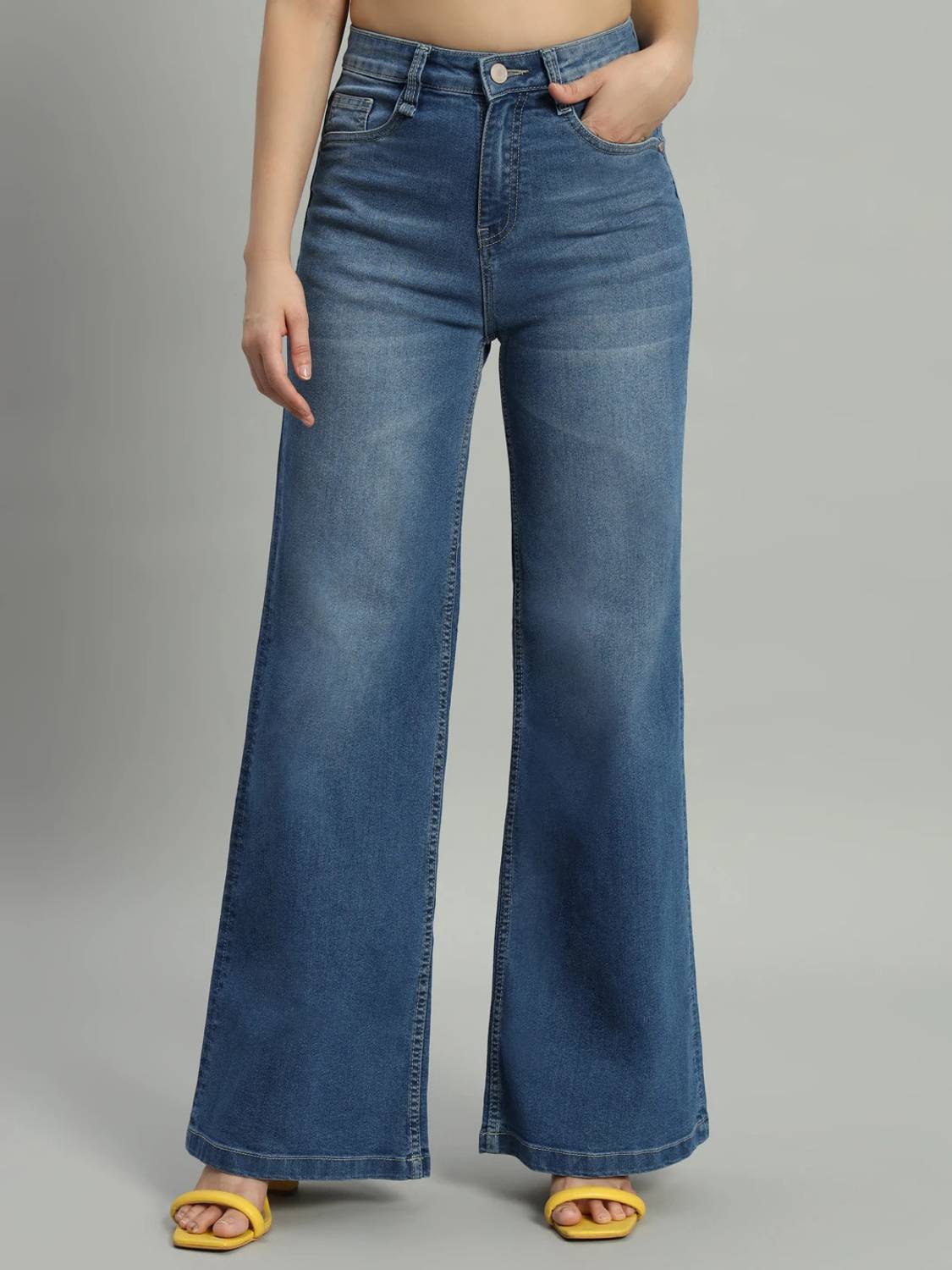 GUTI Flared Women Blue Jeans - Image 1