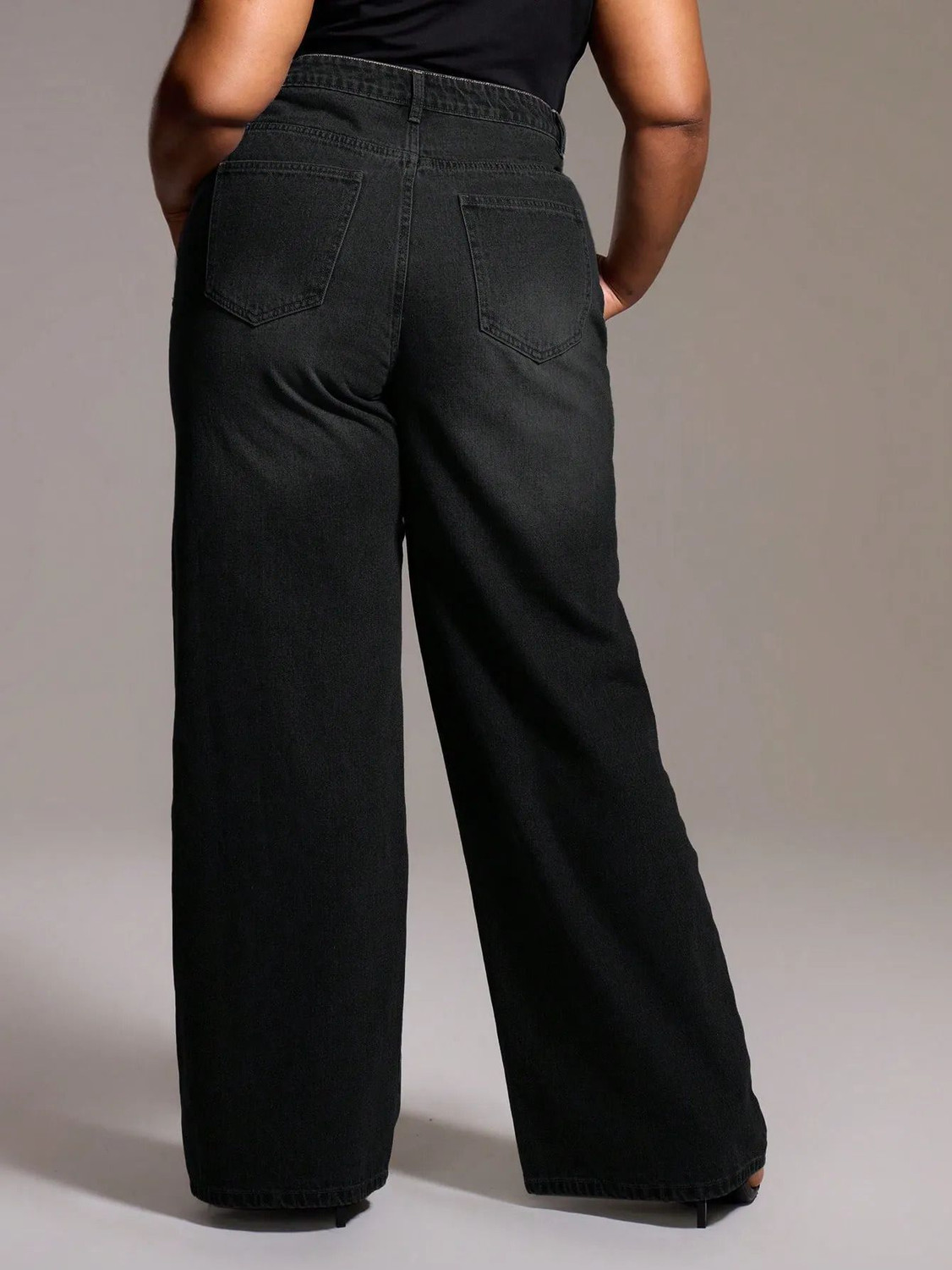 Image of Curvy CLOSET Relaxed Fit Women Black Jeans