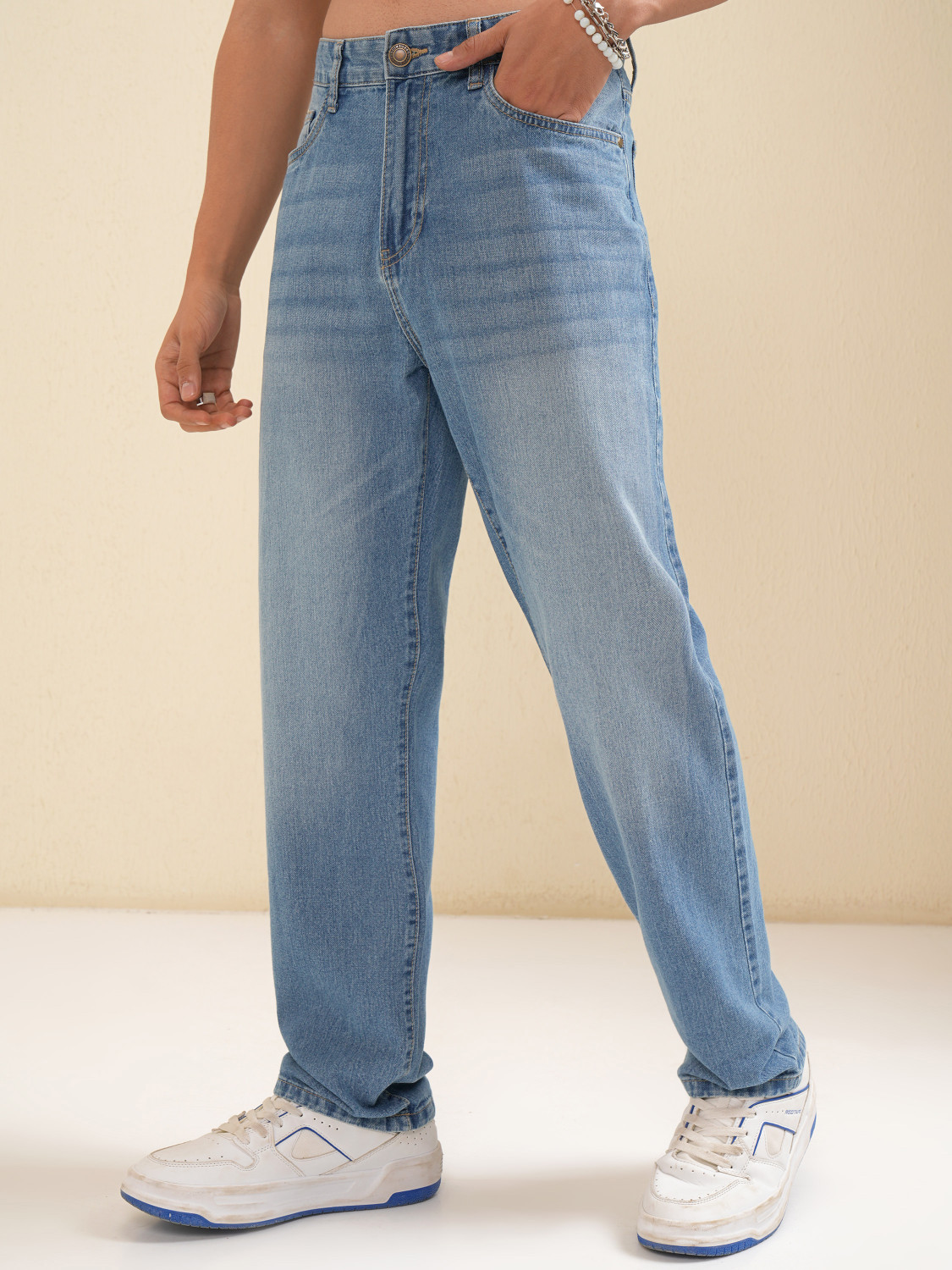 Image of HIGHLANDER Straight Fit Men Light Blue Jeans