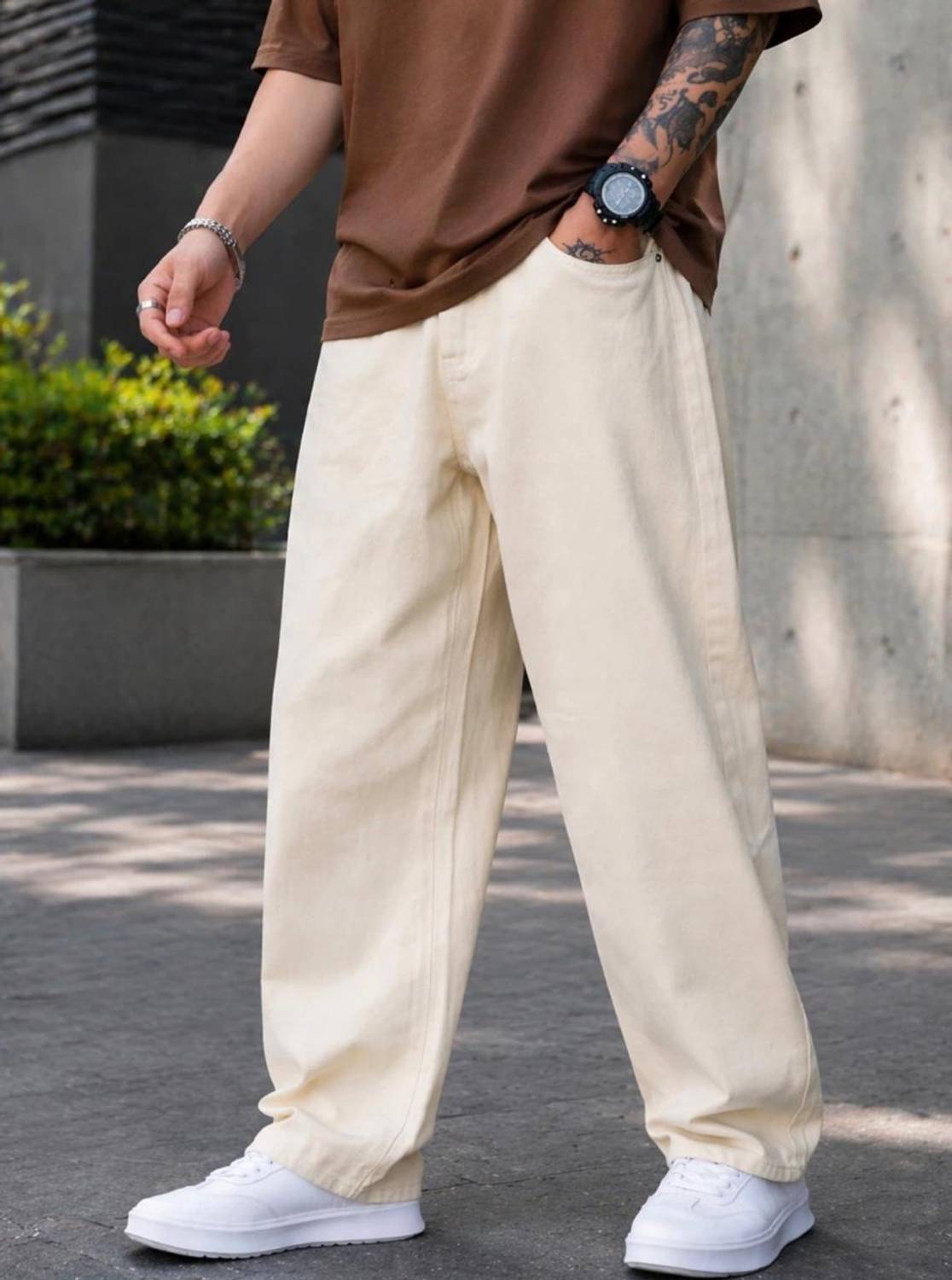 UrbanUptrend Loose Fit Men Beige Jeans